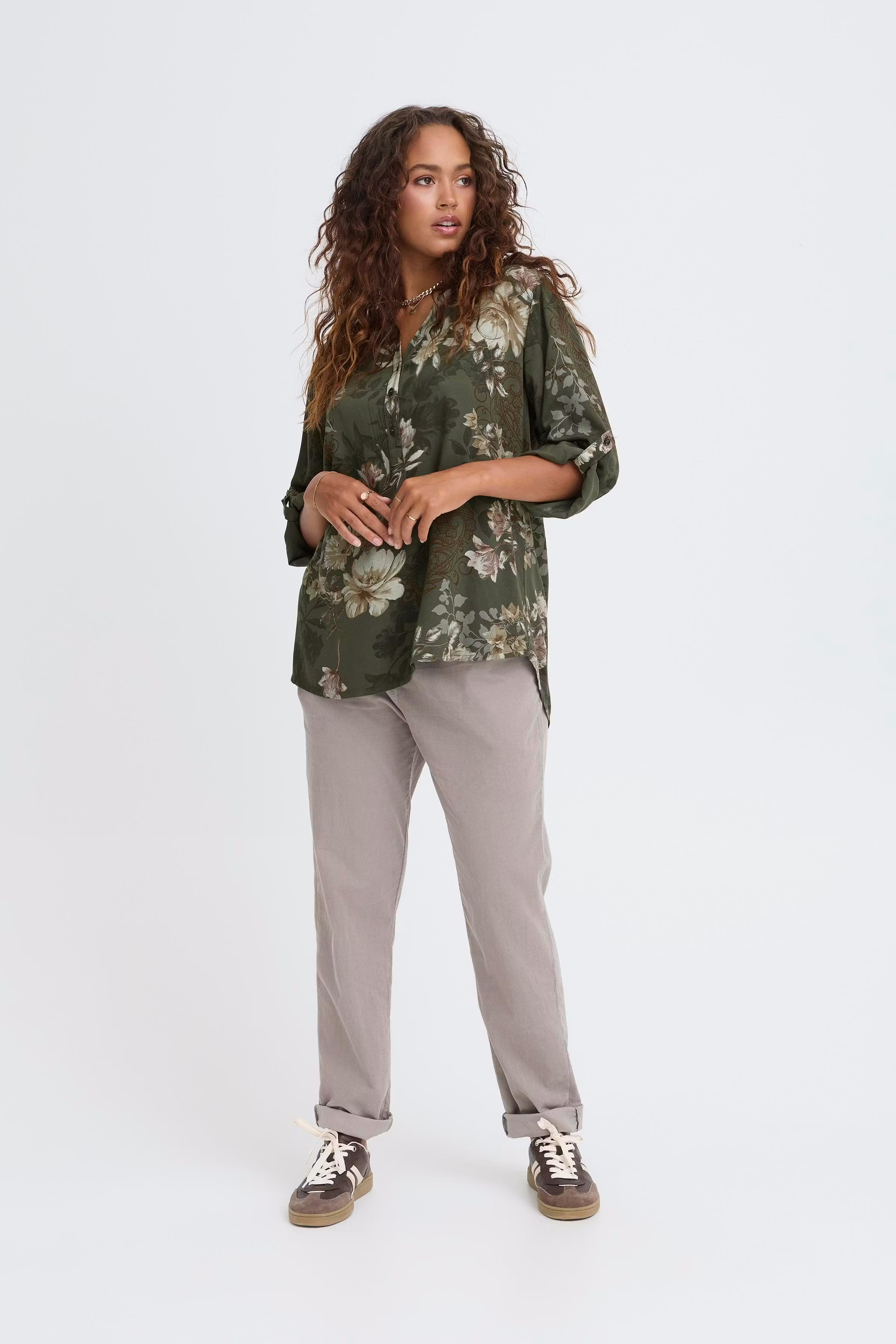 SBWILLOW Bluse LOOKBOOK FRONT 22101109-180515