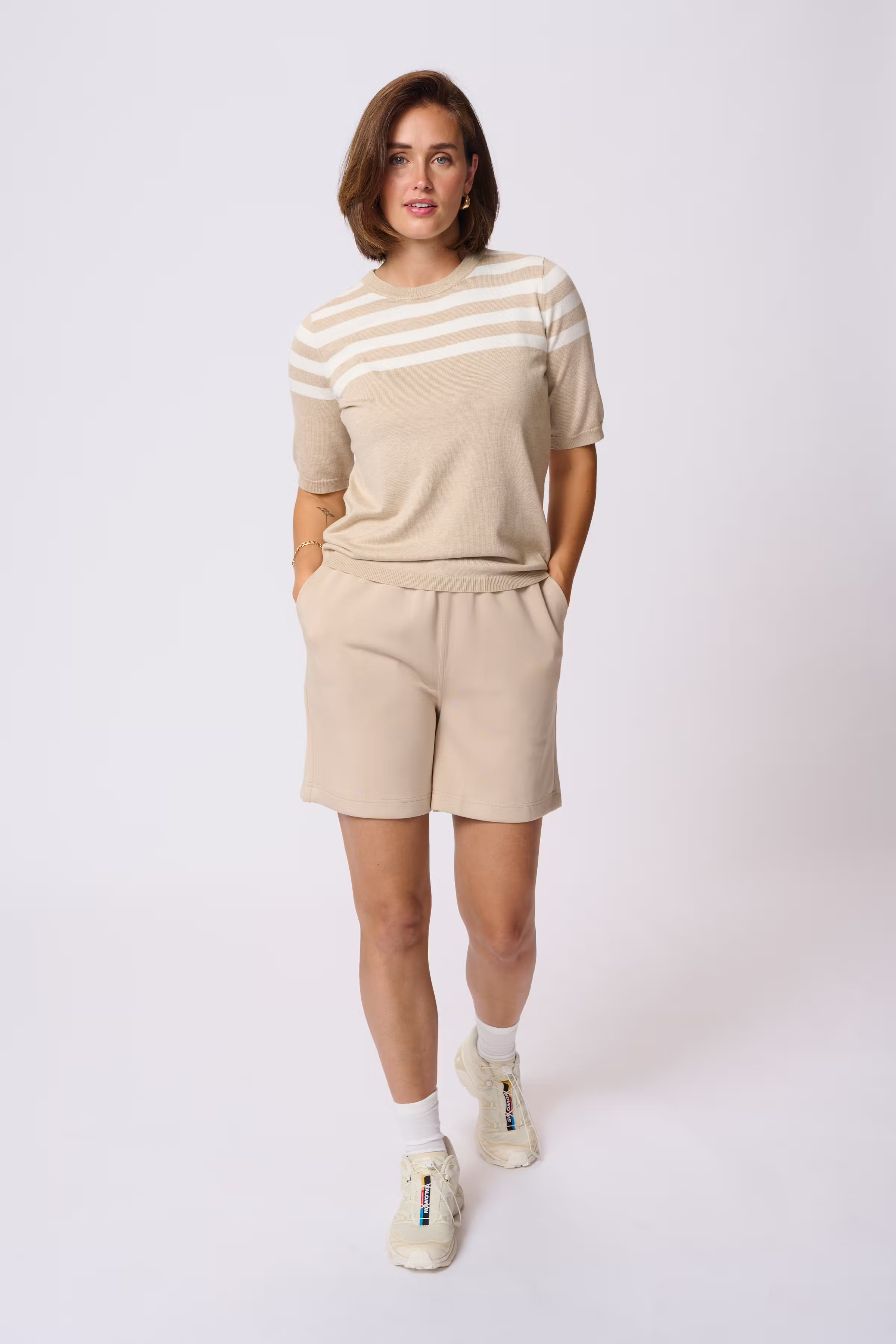 KAlizza Pullover LOOKBOOK FRONT 10508410-107602