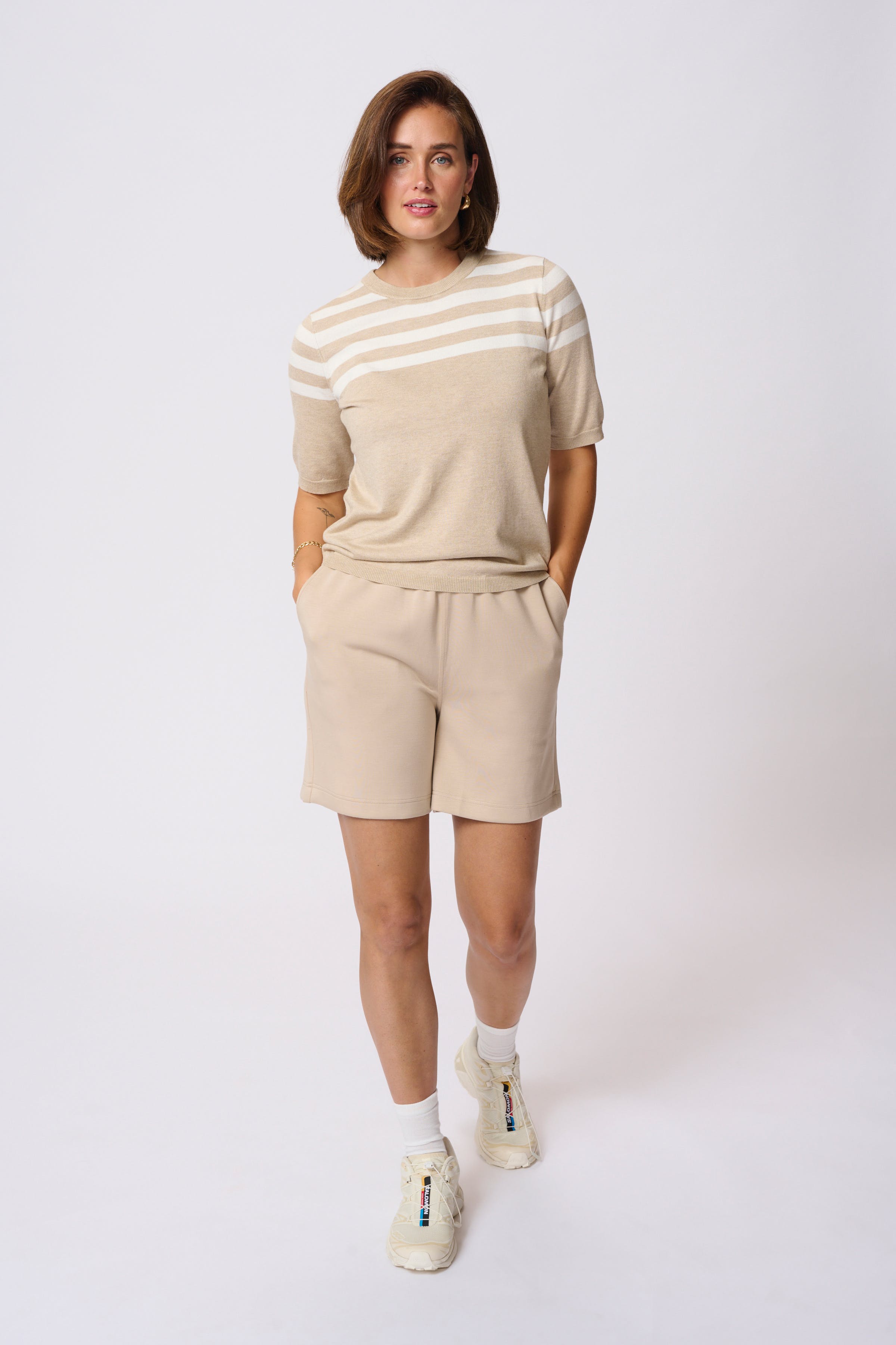 KAlizza Pullover LOOKBOOK FRONT 10508410-107602
