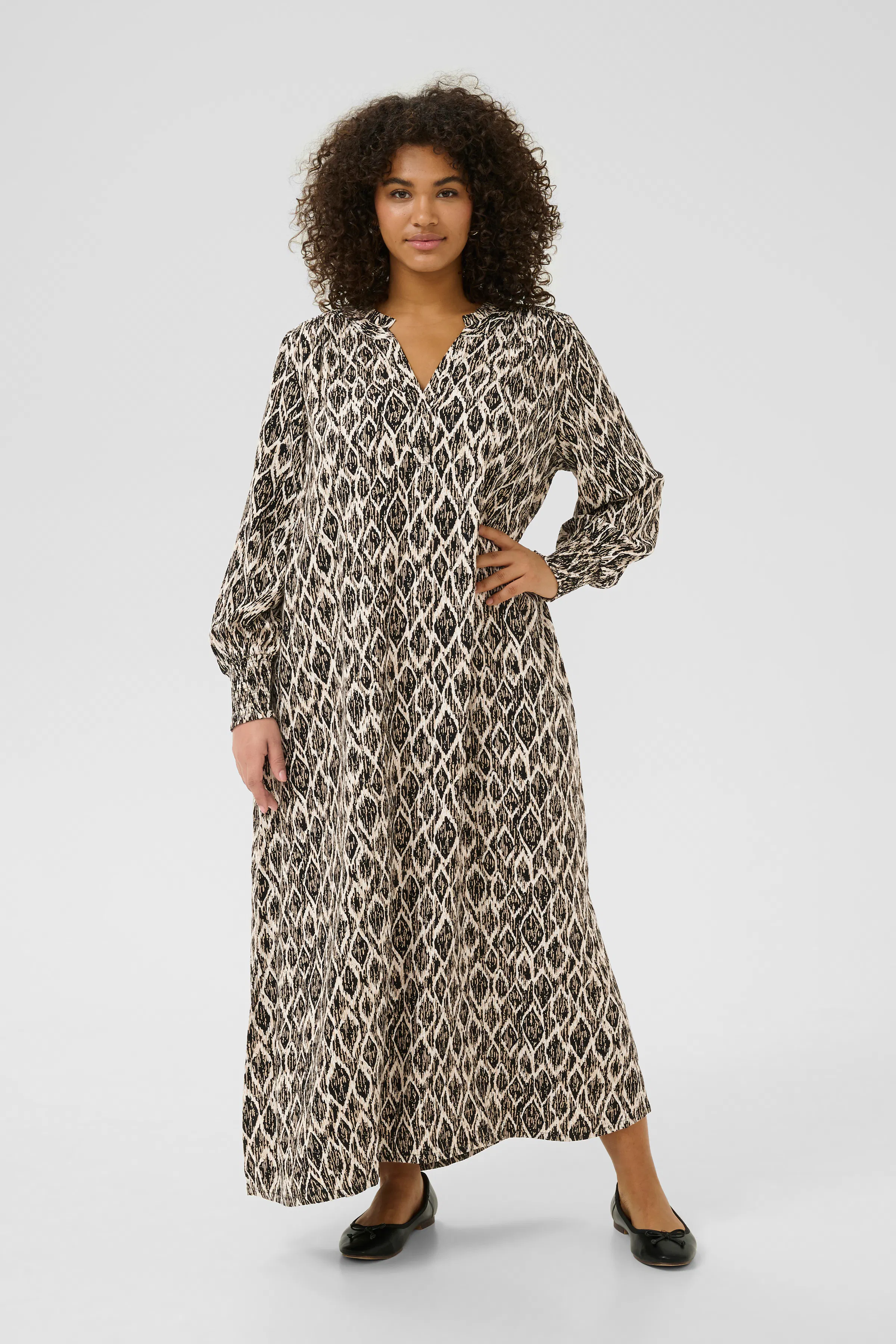 KCverona Kjole LOOKBOOK FRONT 10583324-107811