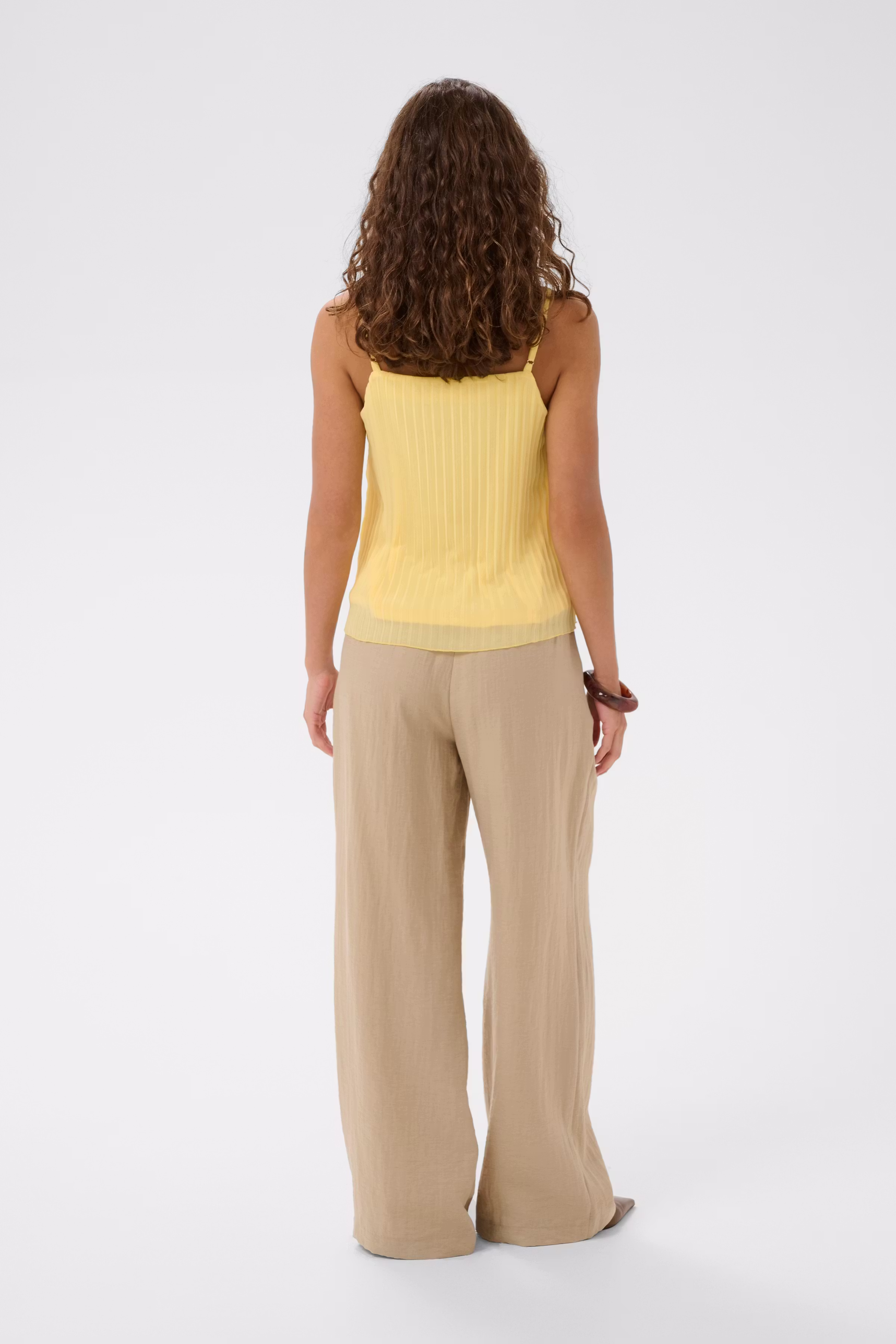 CUuni Top LOOKBOOK BACK 50113512-120824