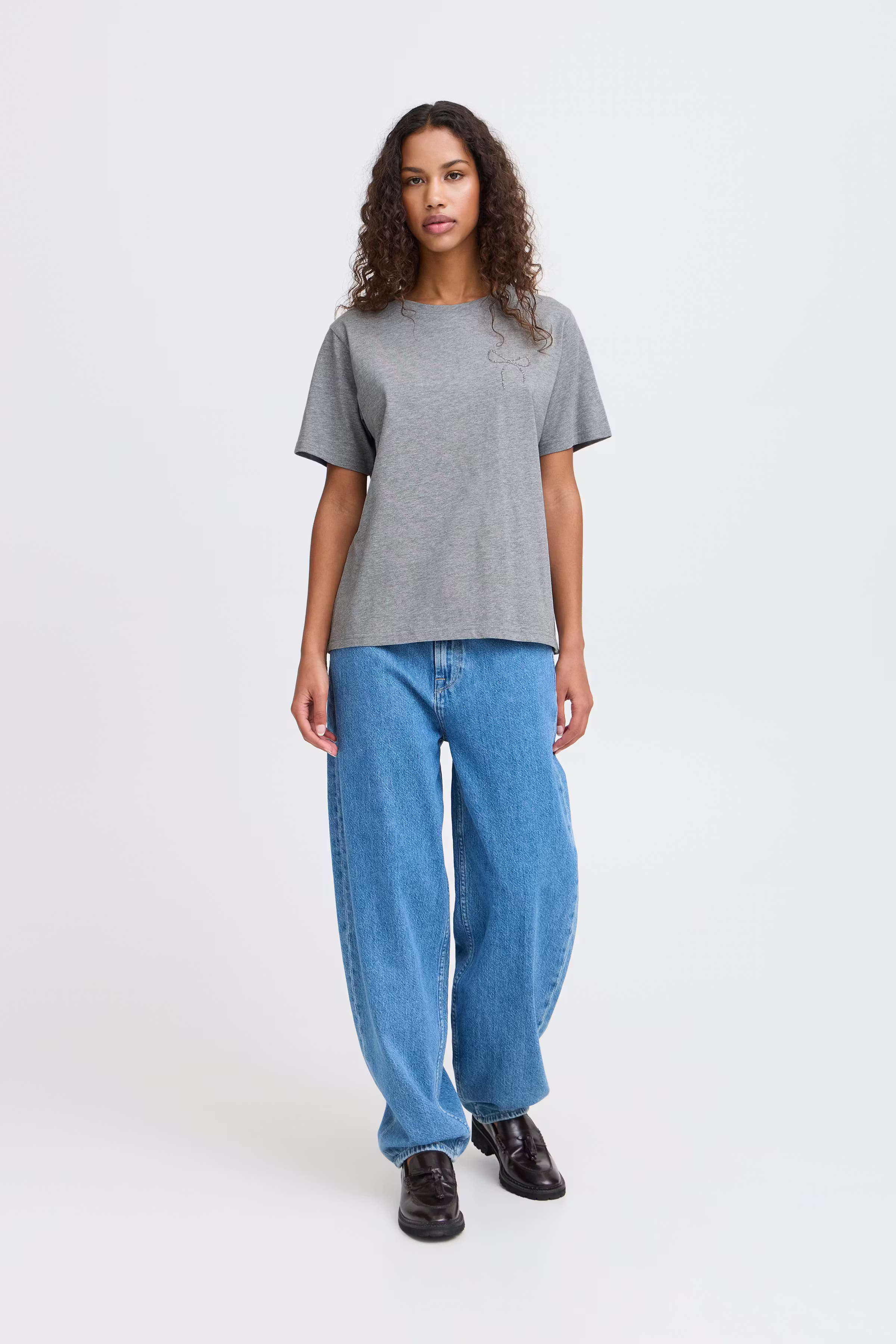 IHNYNNA T-shirt LOOKBOOK FRONT 20122549-200317