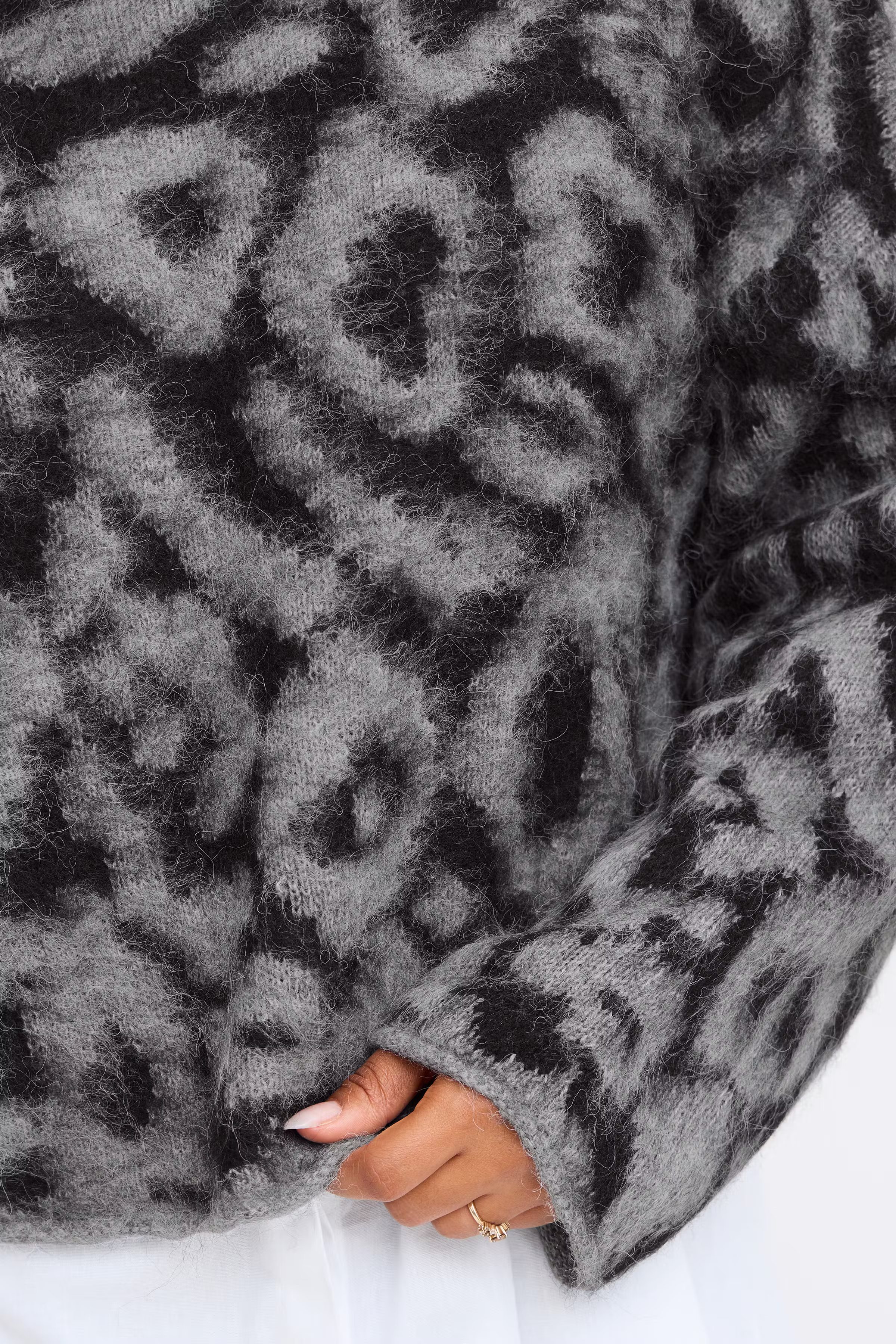 SBBEKA Pullover LOOKBOOK DETAIL 22100777-203619