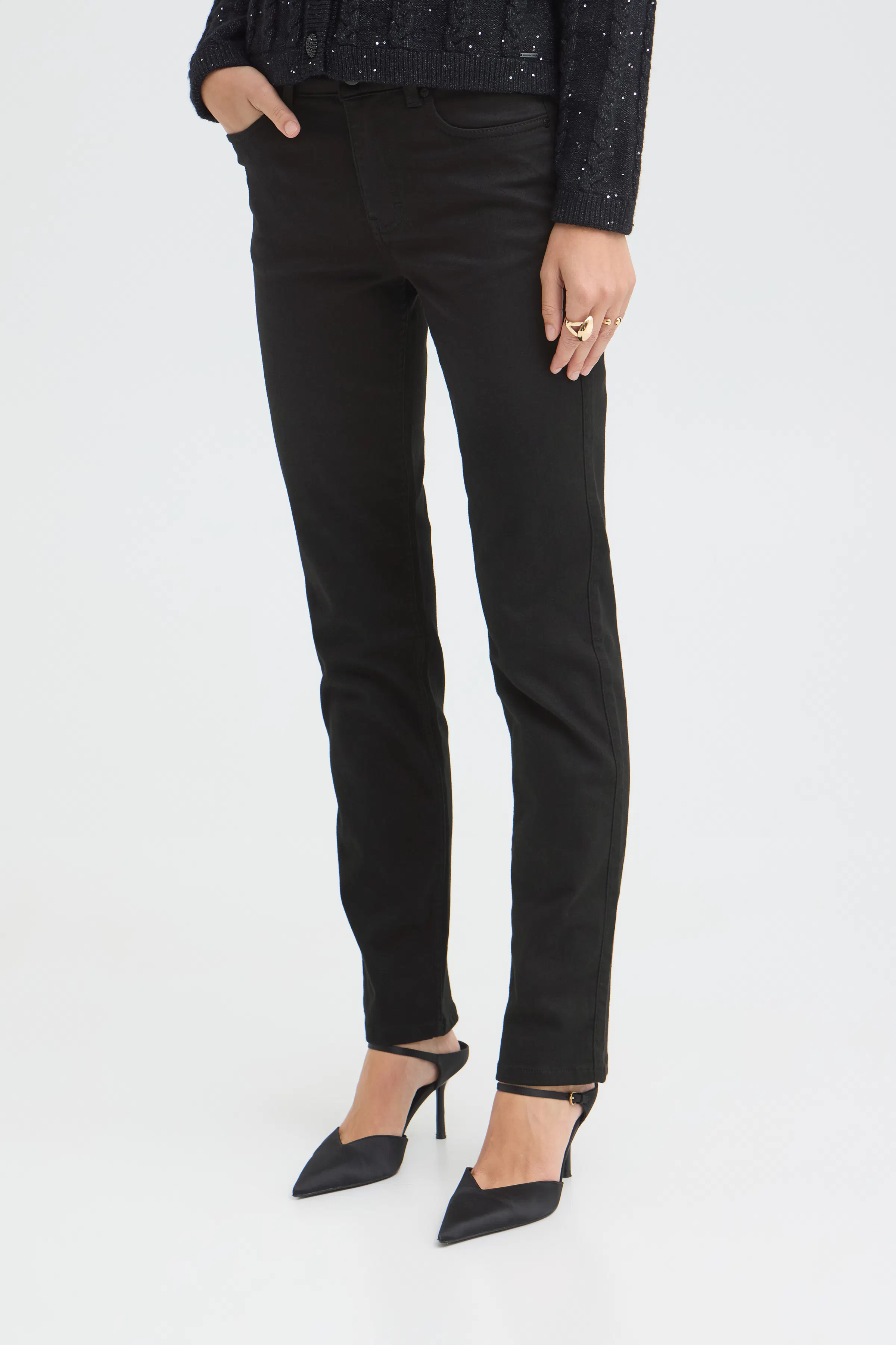 PZEMMA Jeans LOOKBOOK FRONT 50210777-200004