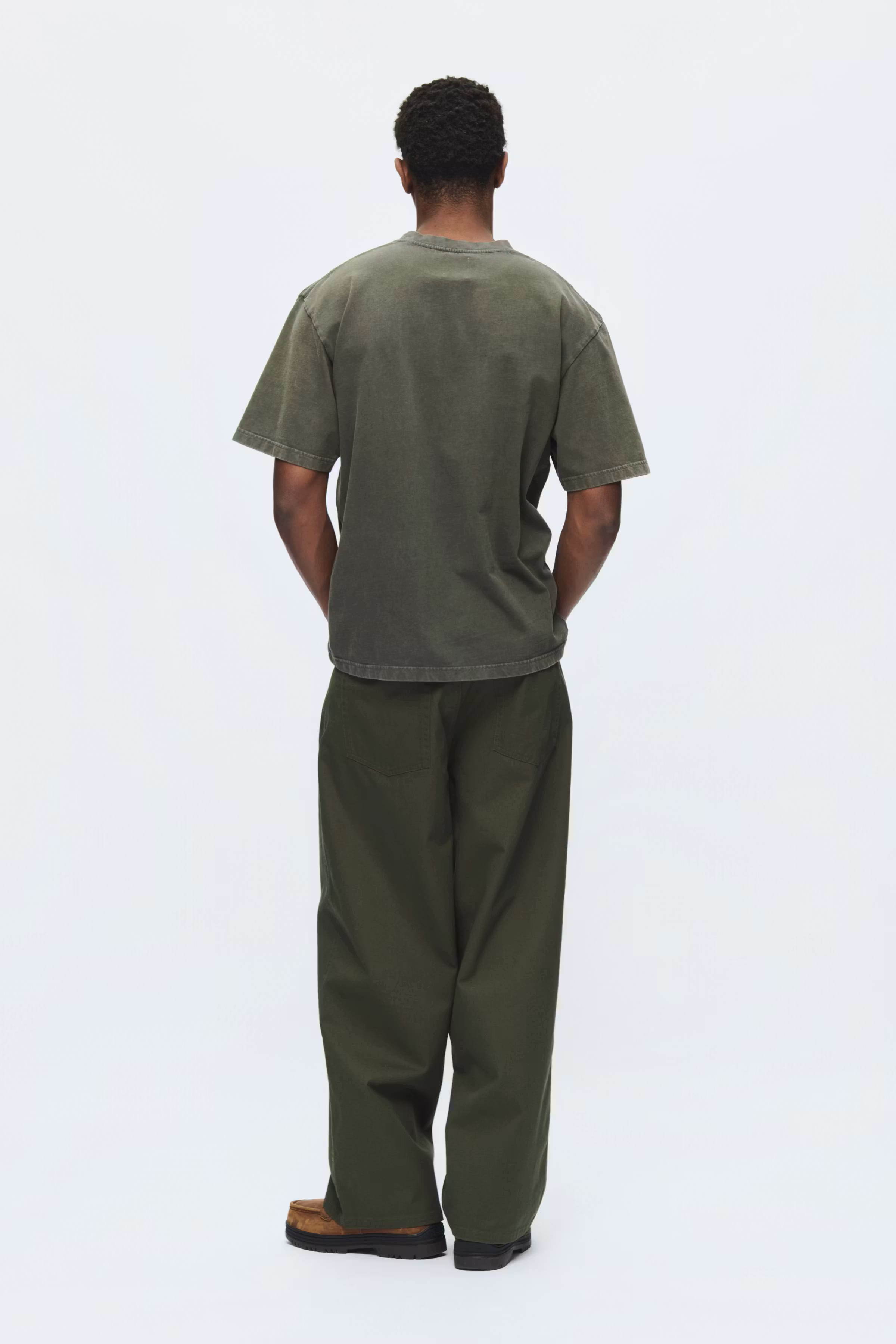 WWLiam italic T-shirt LOOKBOOK BACK 30251798-190413