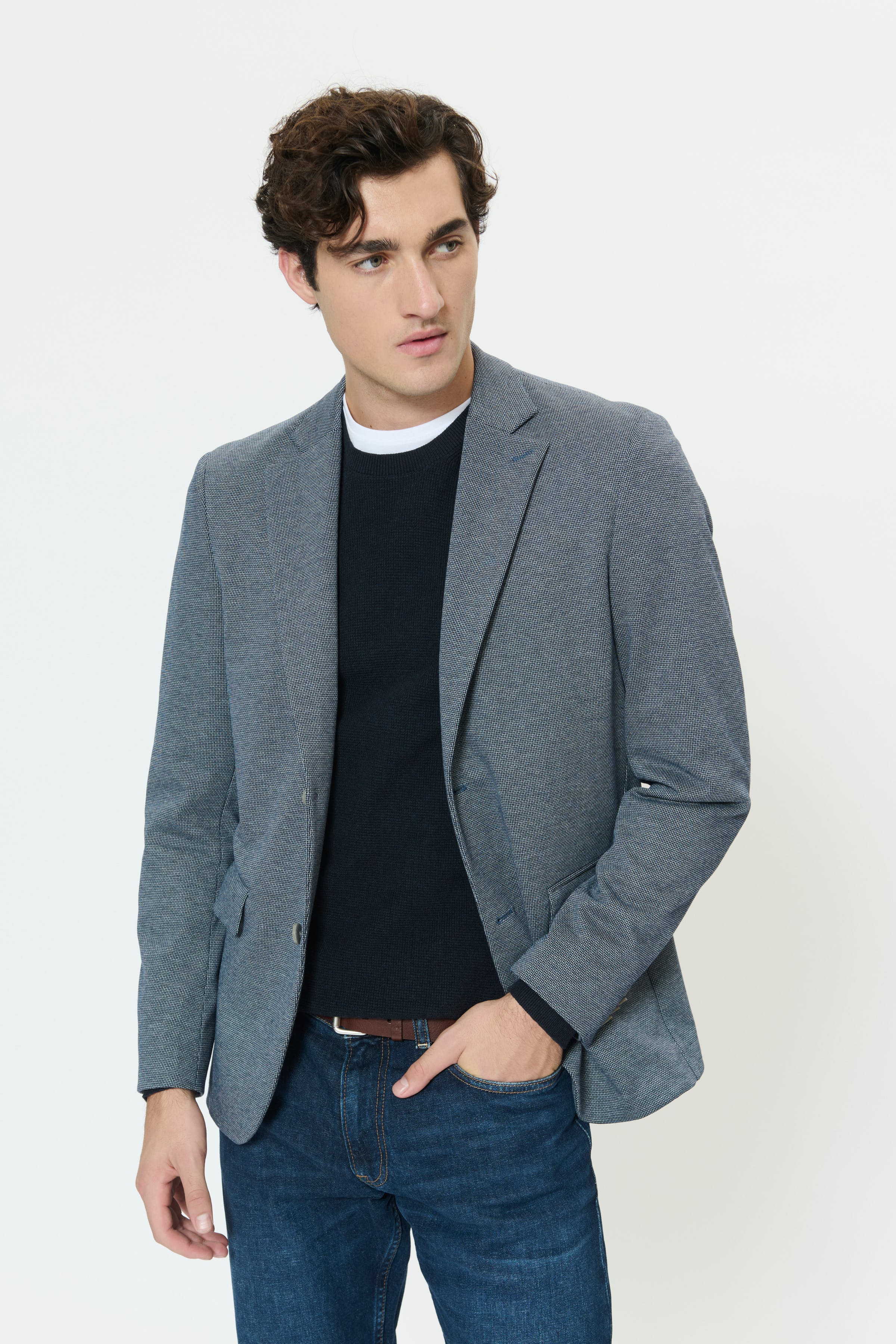 MAcharles Blazer LOOKBOOK FRONT 30209014-194011