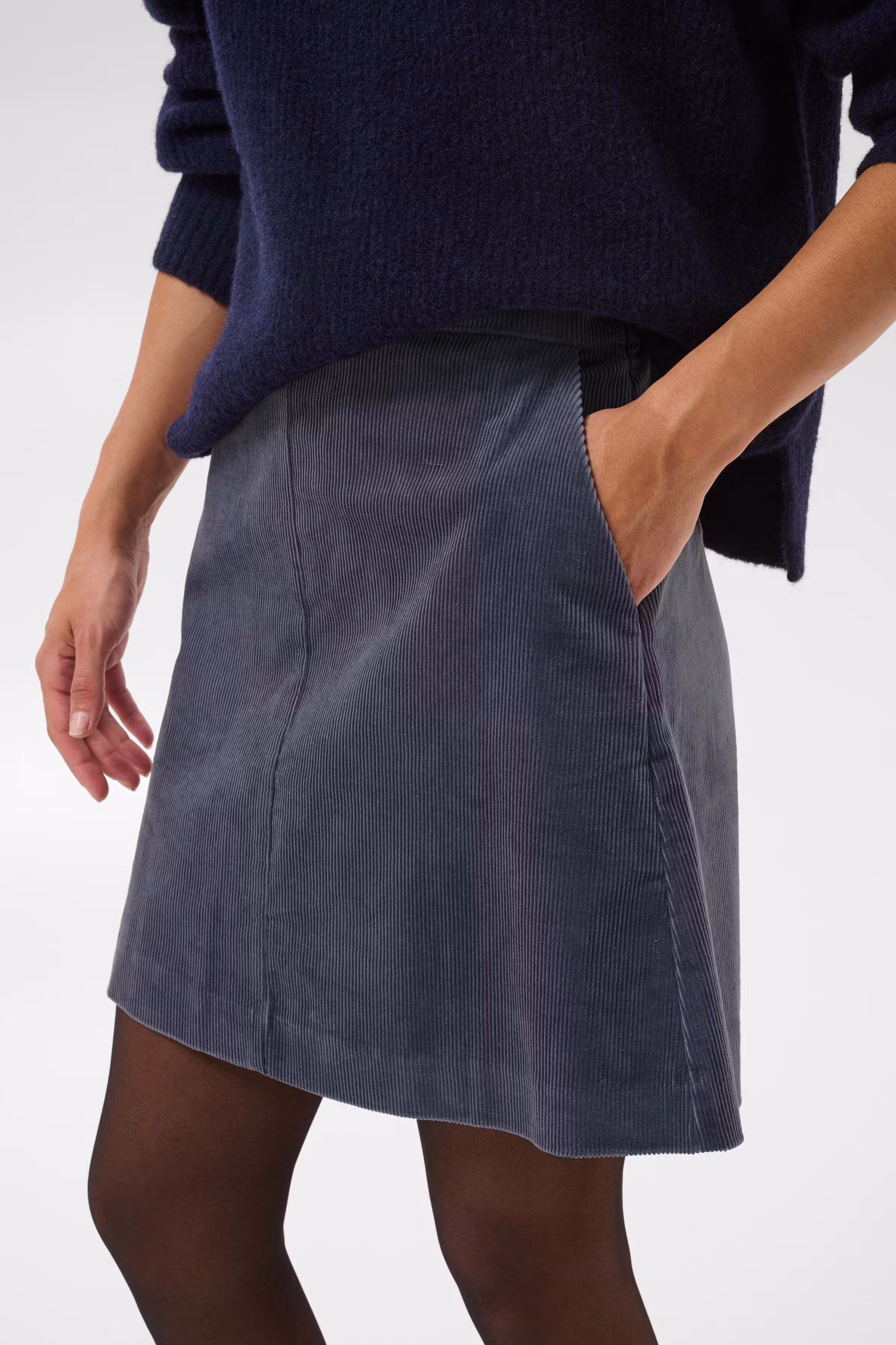 LingsPW Skirt LOOKBOOK DETAIL 30310896-183916