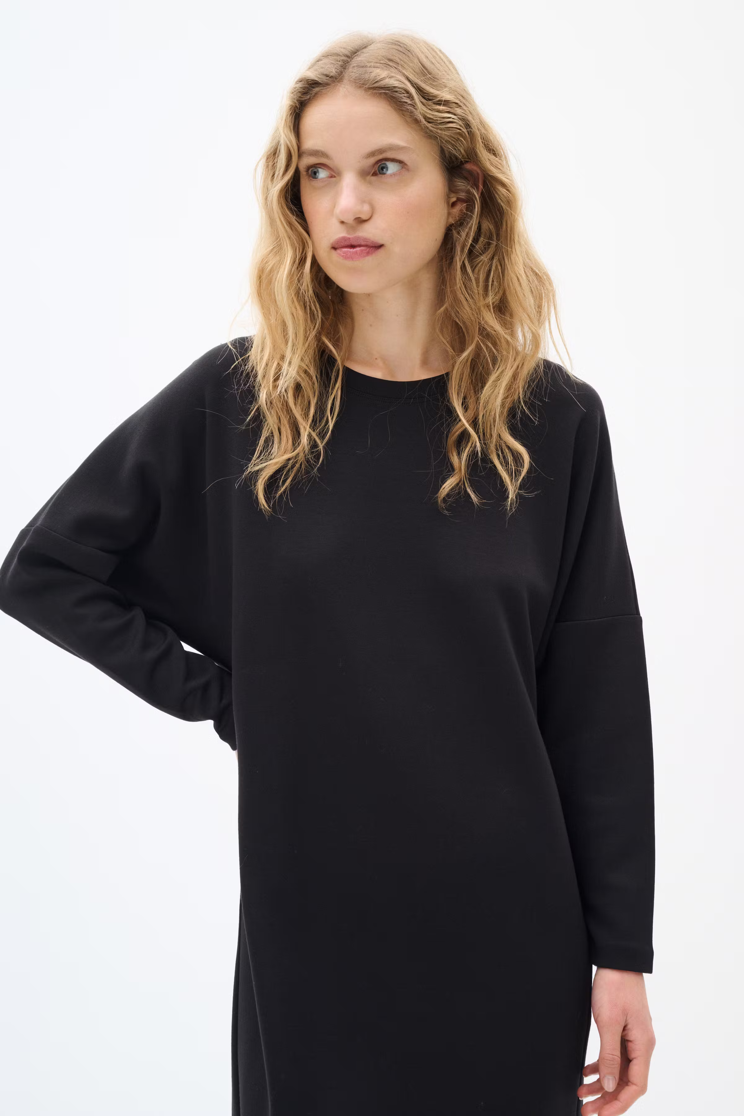 AnniehIW Jurk LOOKBOOK FRONT 30110496-194008