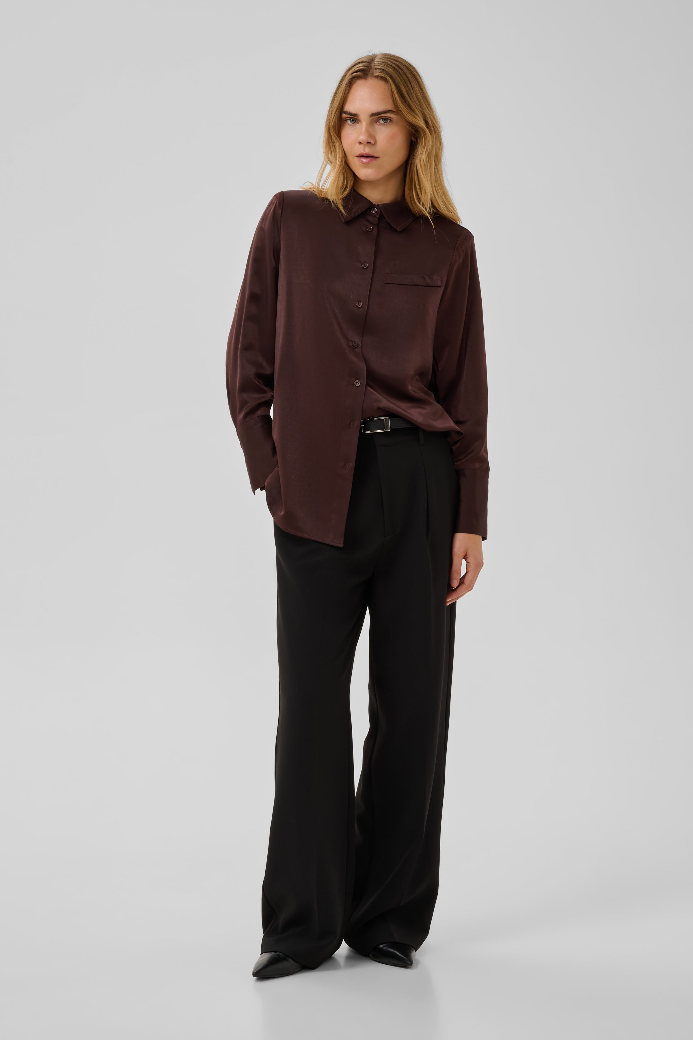 MWEstelle Shirt LOOKBOOK FRONT 10705344-191110