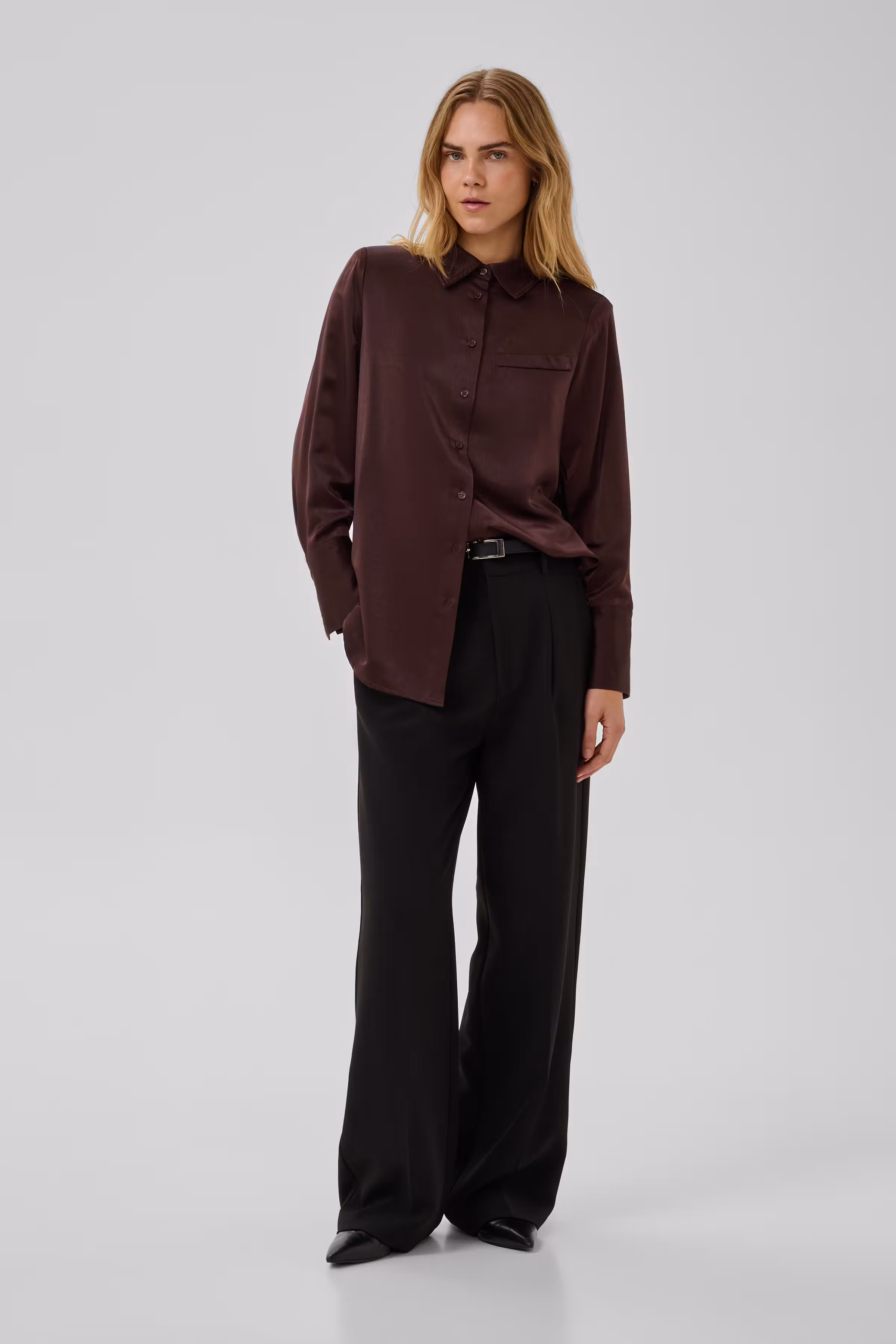 MWEstelle Shirt LOOKBOOK FRONT 10705344-191110