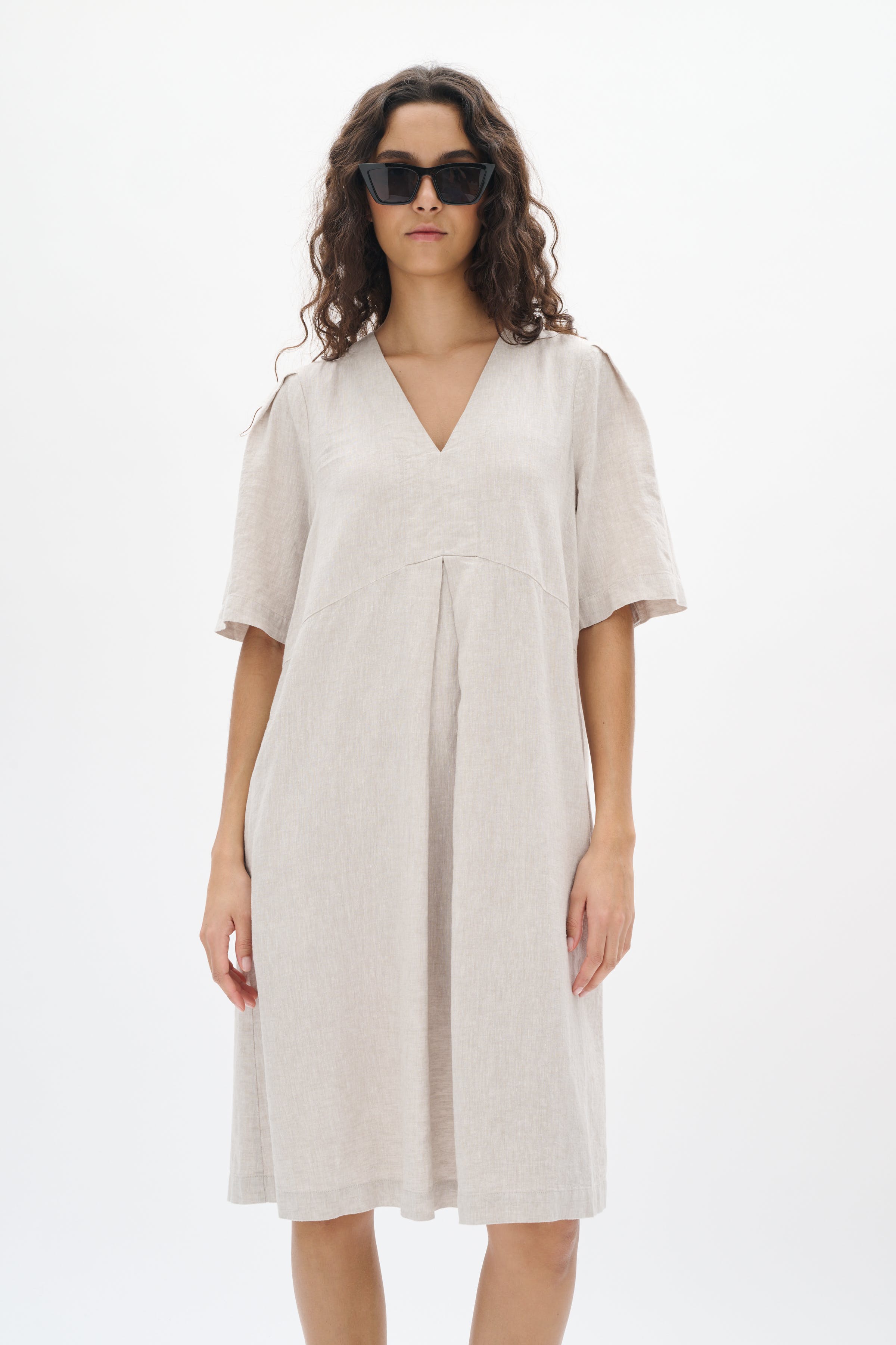 RimoneIW Linen Dress LOOKBOOK FRONT 30110365-1304031
