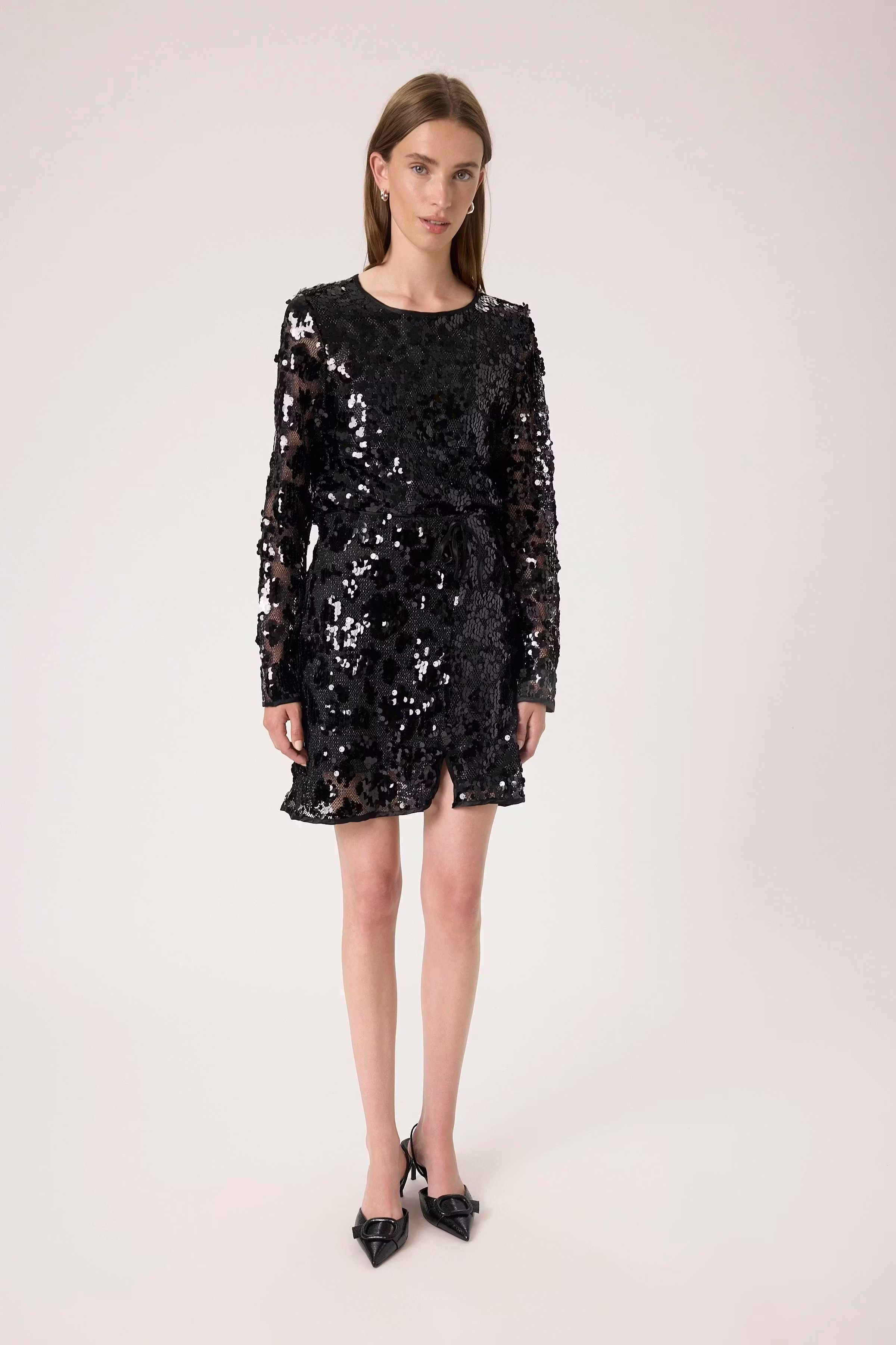 SLWinslet Rock LOOKBOOK FRONT 30408782-194008