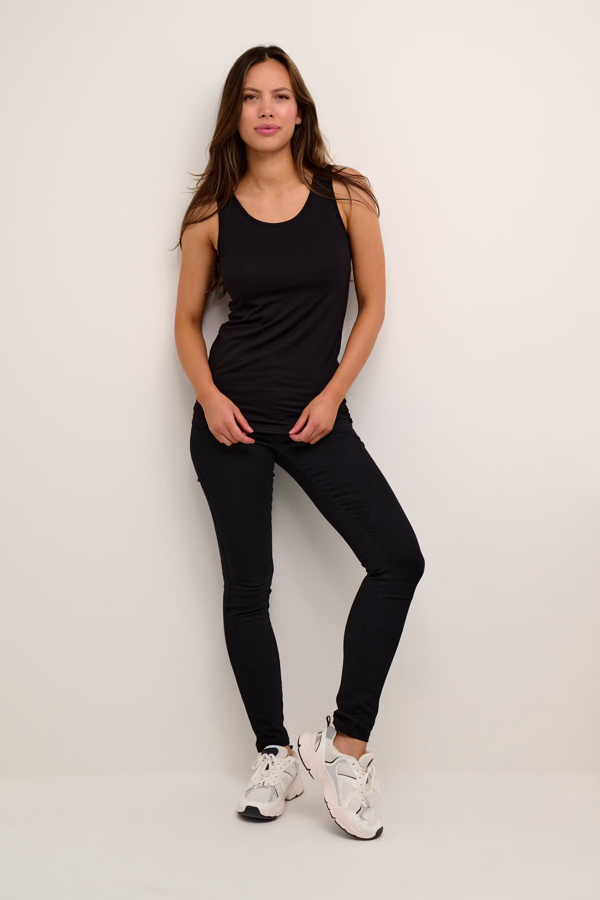 KAyoko Top LOOKBOOK FRONT 10552105-100121