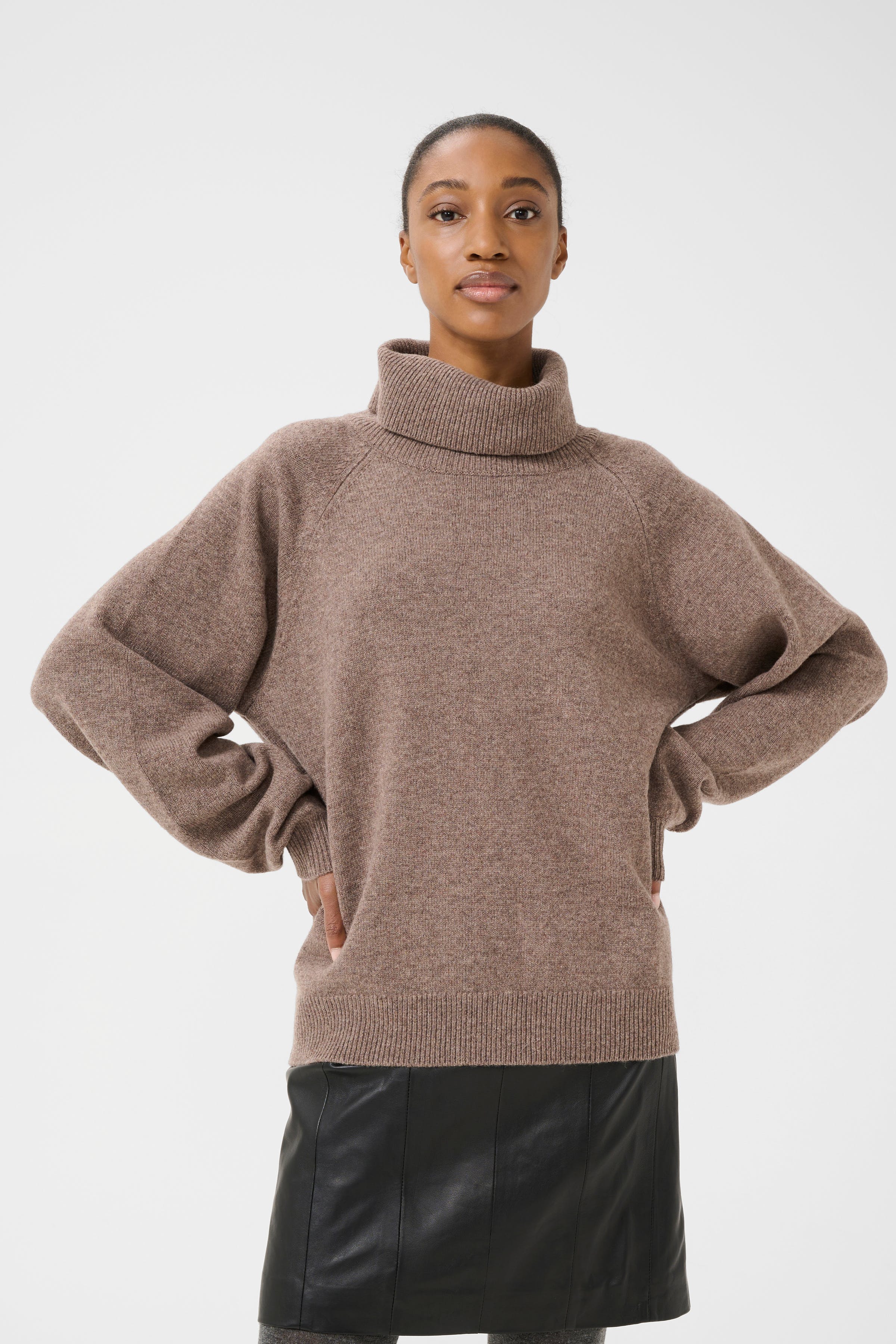 ManziGZ Pullover LOOKBOOK FRONT 10909328-107957