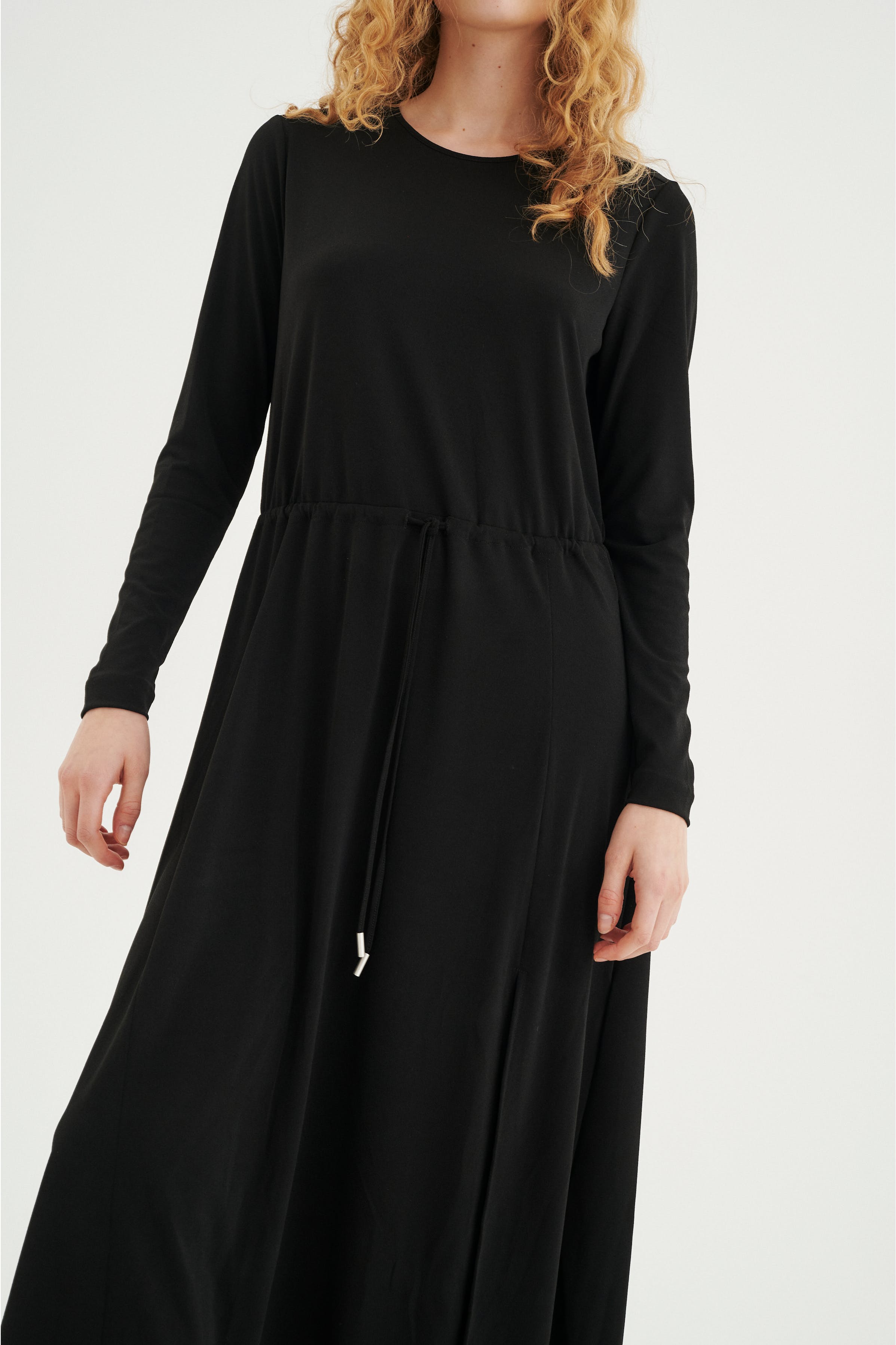 NabaIW Kleid LOOKBOOK DETAIL 30104960-10050