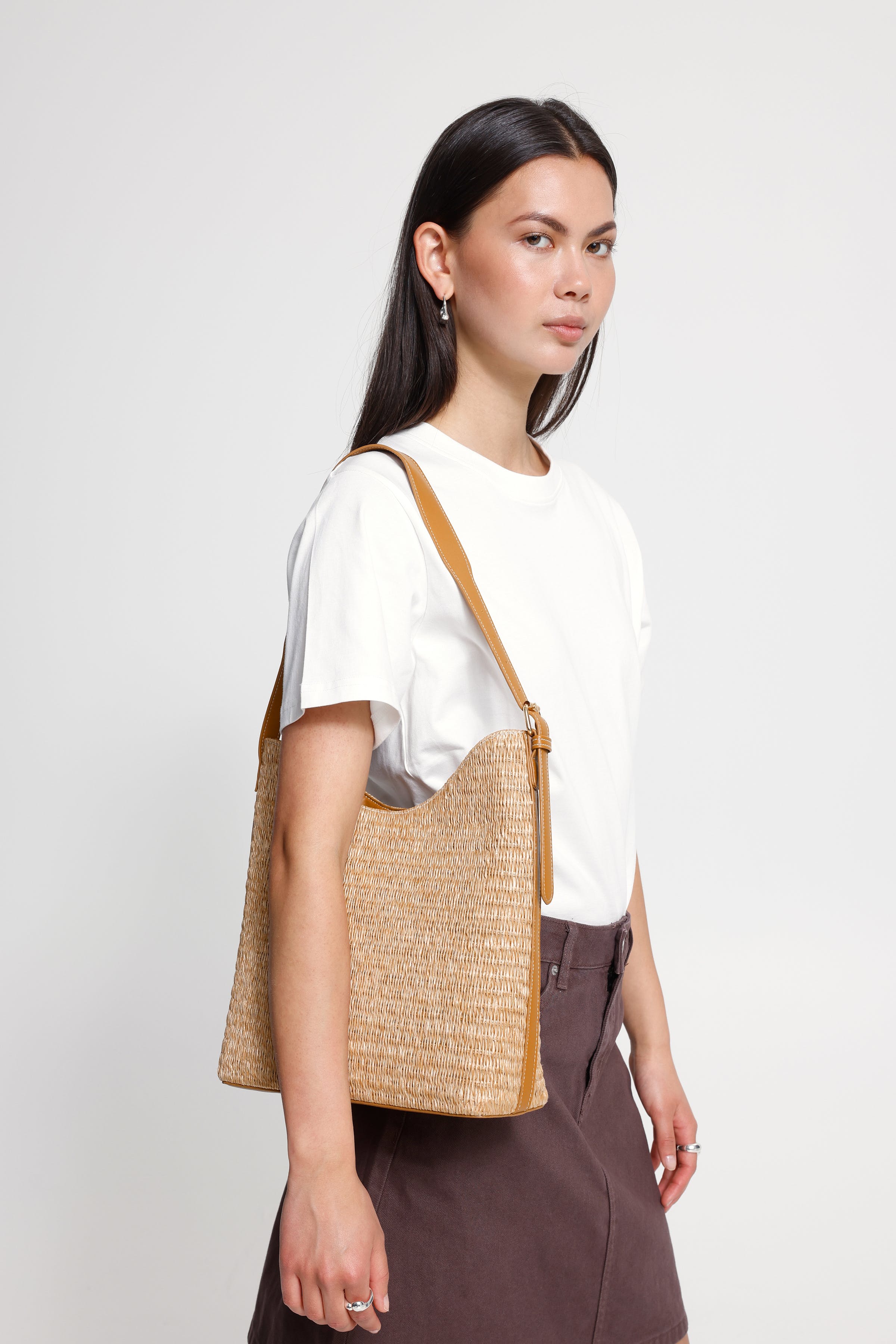 IAHELLA Väska LOOKBOOK DETAIL 20126184-130905