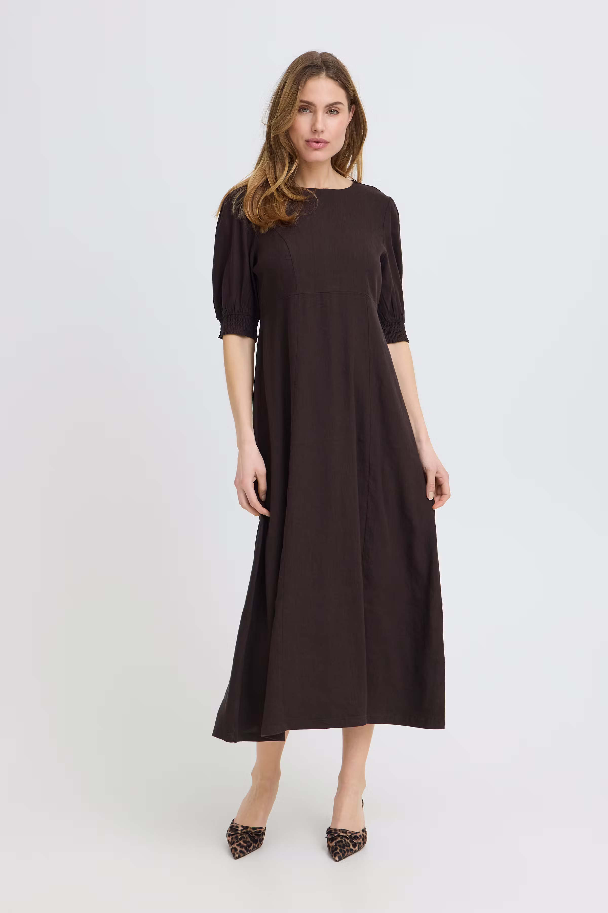 PZLUCA Kleid LOOKBOOK FRONT 50210429-191103