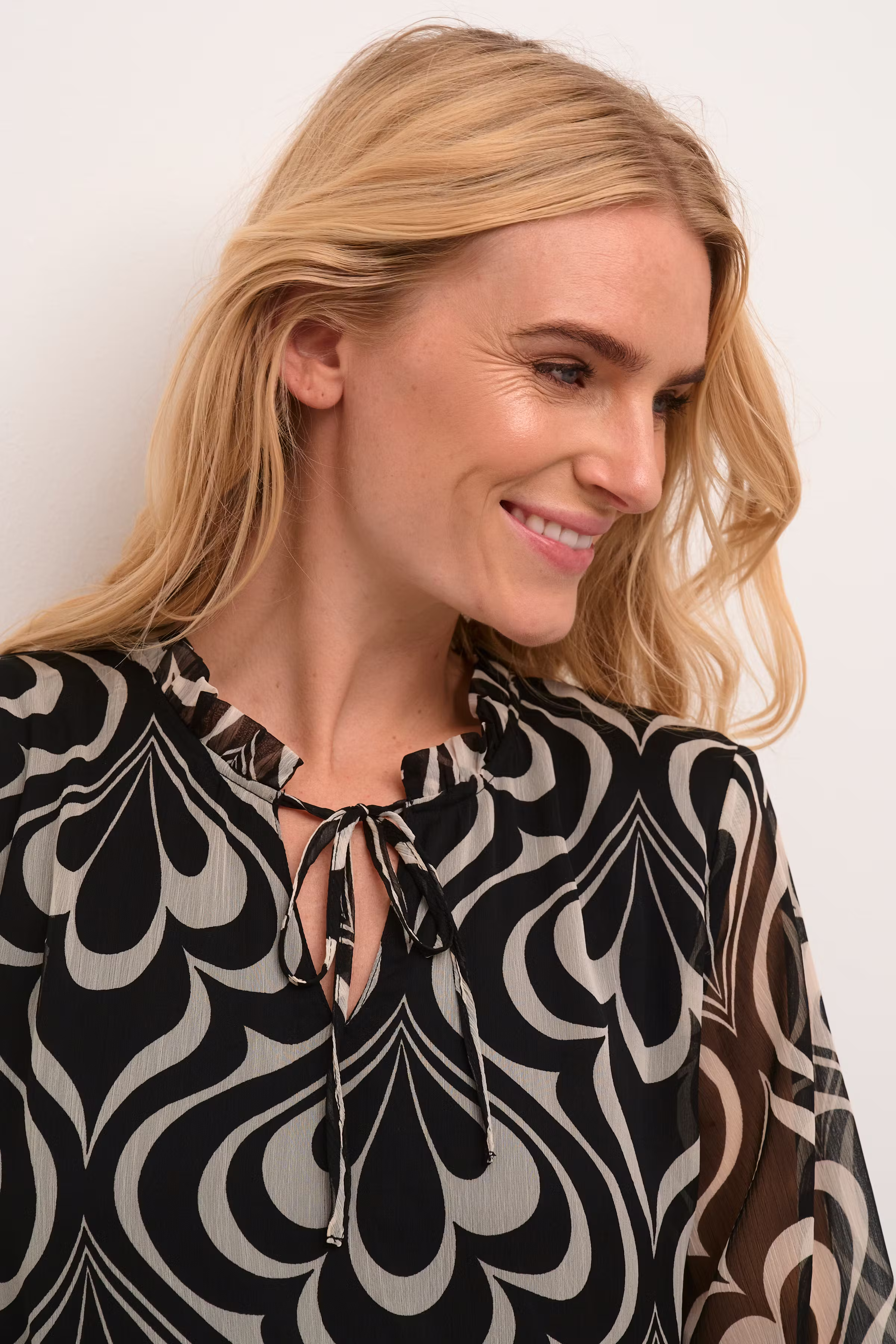 BPleonora KlÃ¤nning LOOKBOOK DETAIL 10590590-105324B