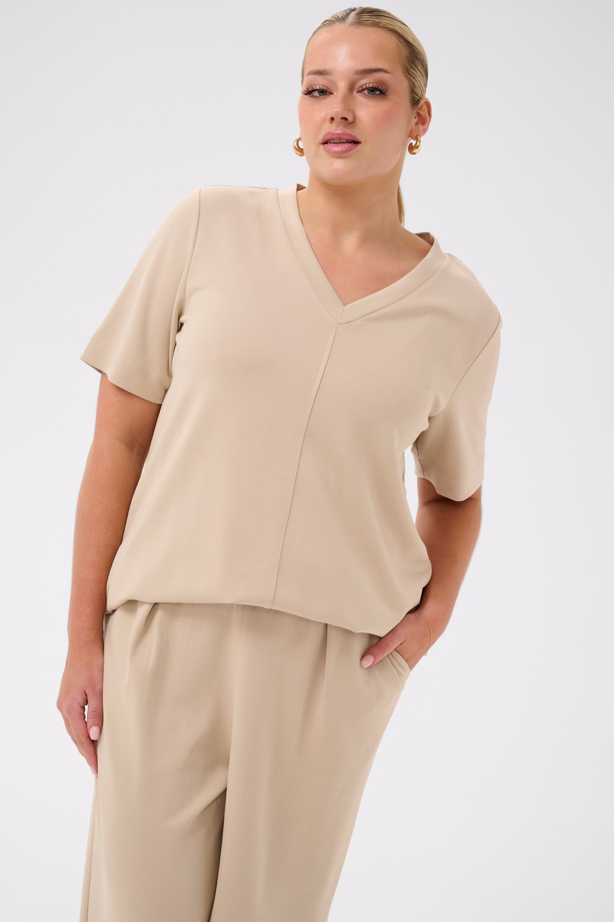 KCannia T-shirt LOOKBOOK DETAIL 10584209-151305