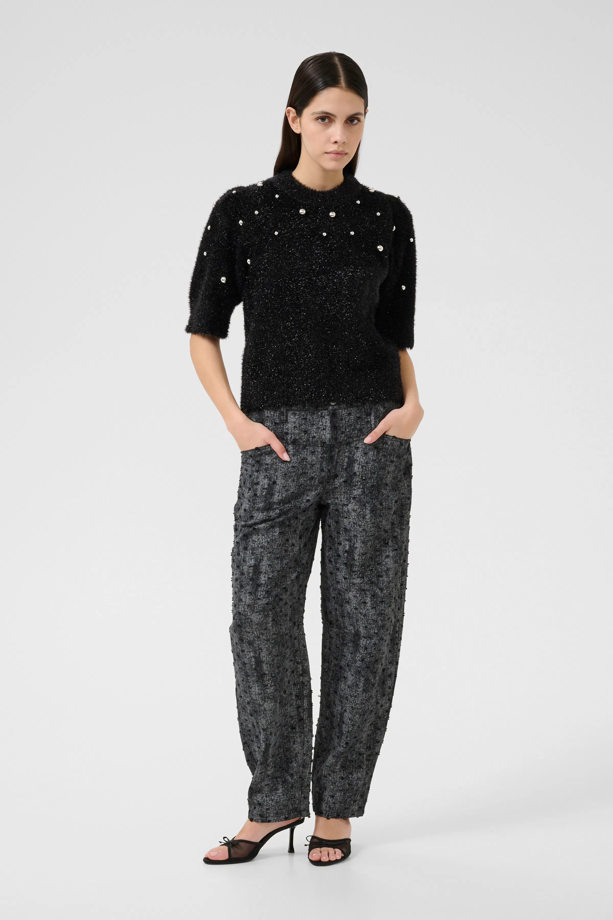 KBCelia Pullover LOOKBOOK FRONT 10105737-194008