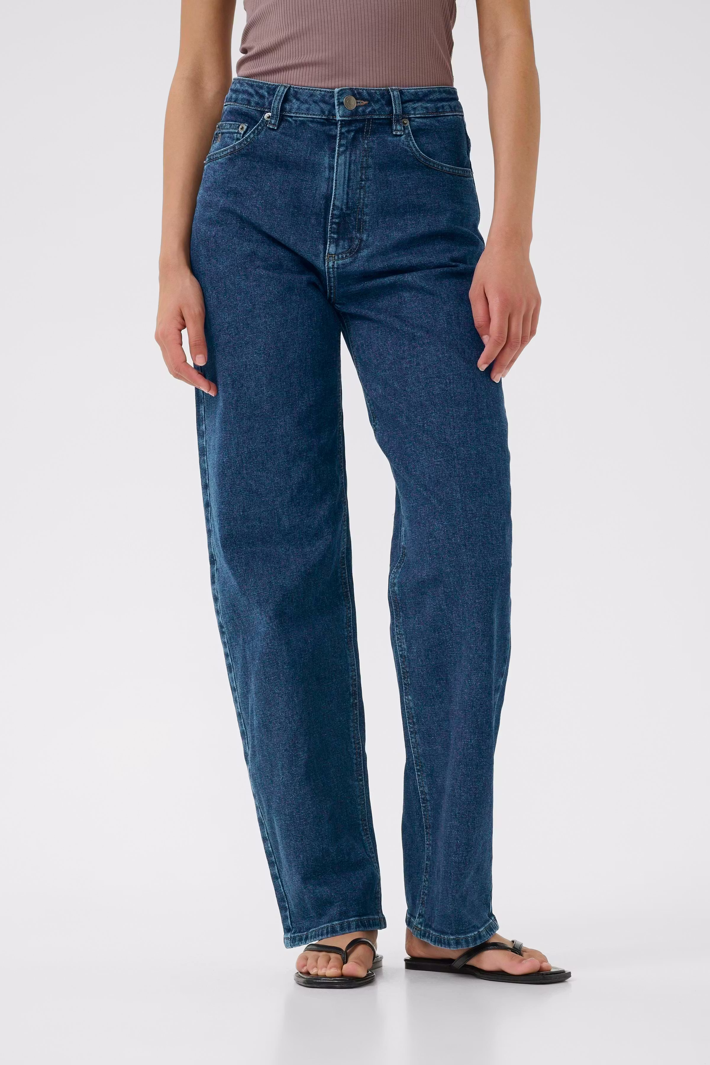 PheifferIW Barrel Jeans LOOKBOOK FRONT 30109169-303349