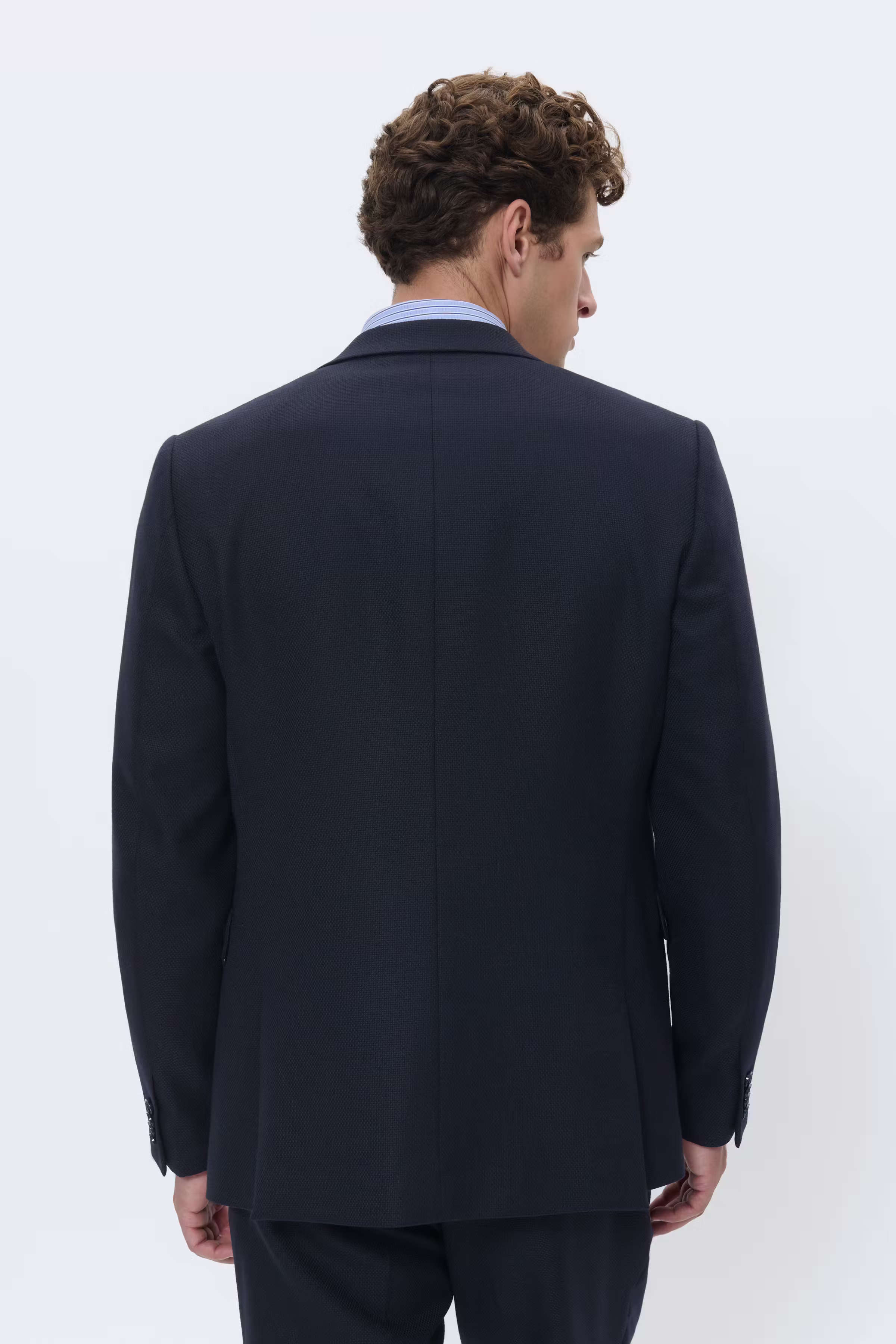 MAgeorge Blazer LOOKBOOK BACK 30208692-194011