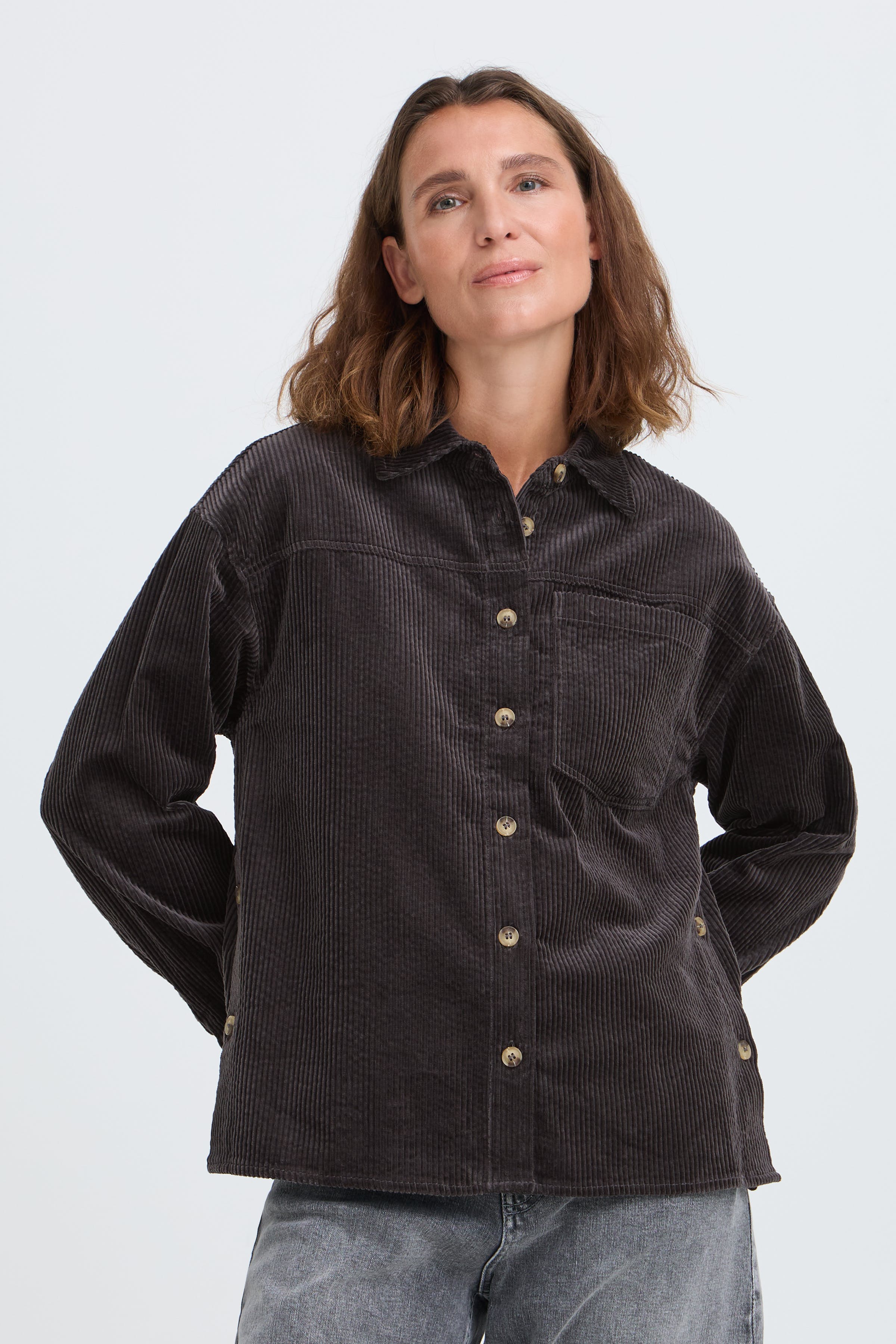 PZESSY Shirt LOOKBOOK FRONT 50210726-191103