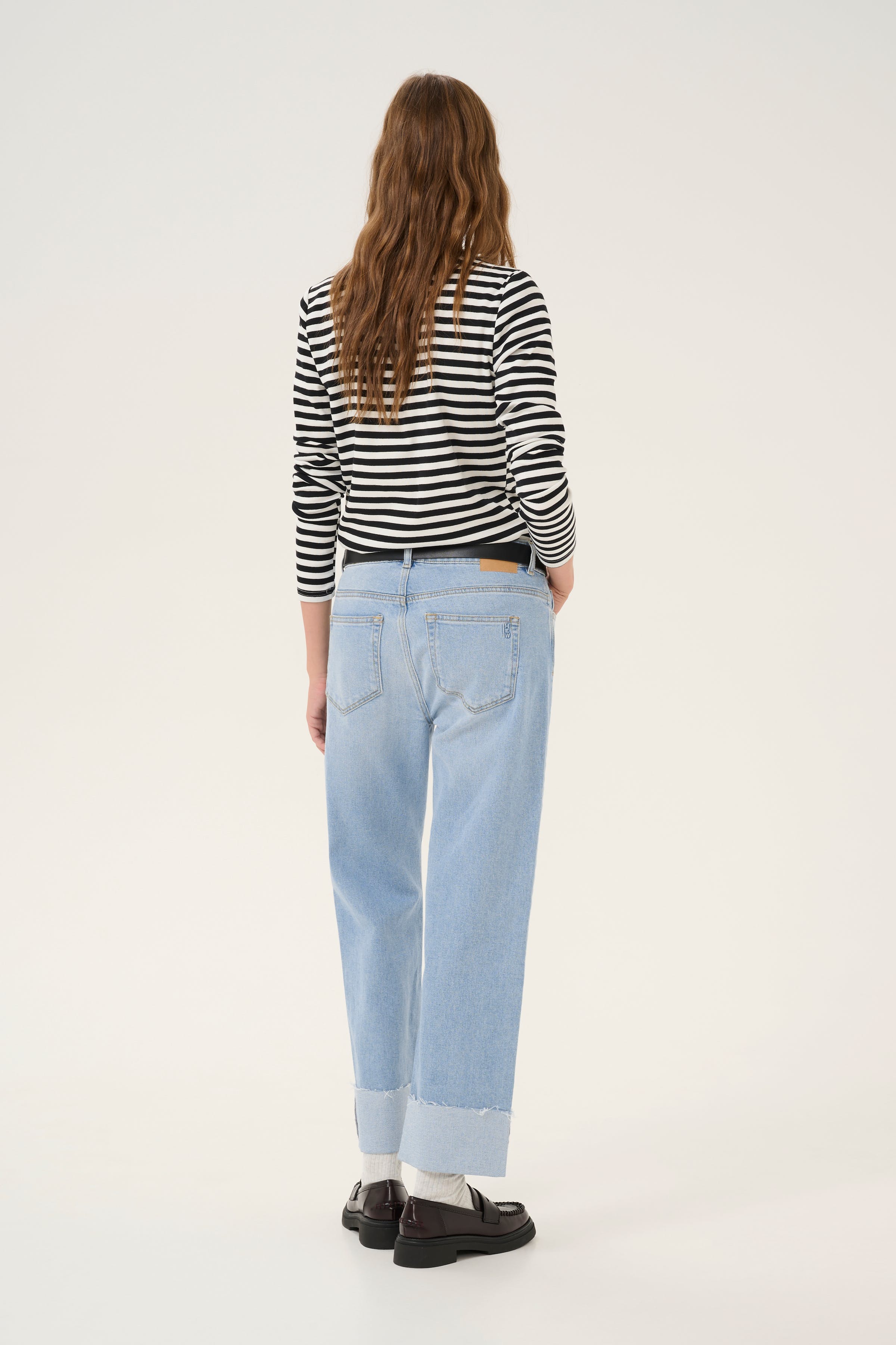 DallasMW Jeans LOOKBOOK BACK 10704172-100045