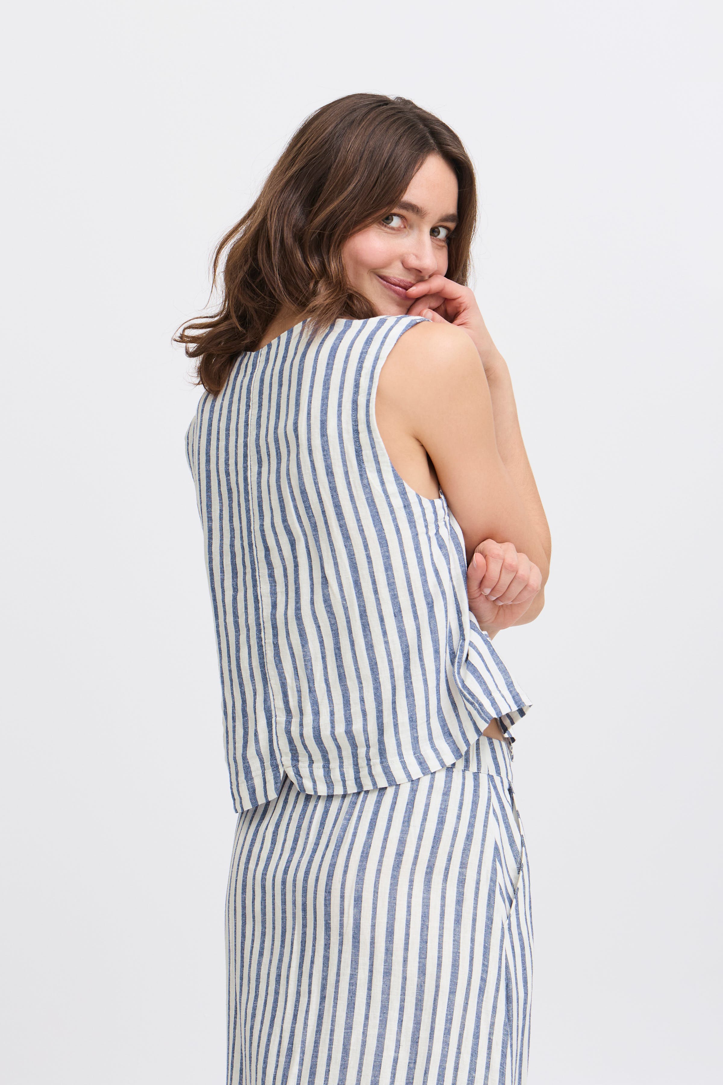 BYFALAKKA Weste LOOKBOOK BACK 20816601-204548