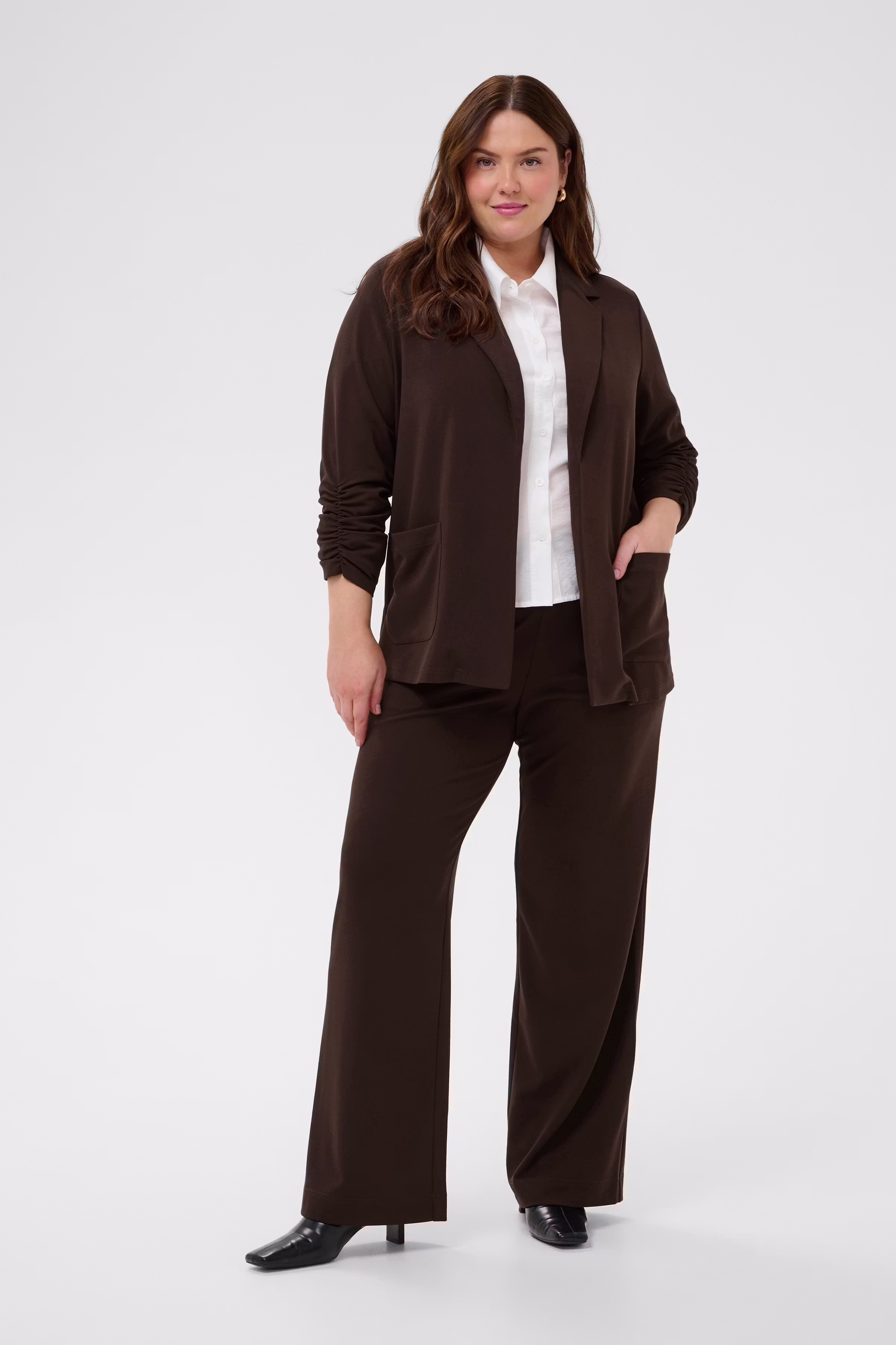 KCpheolo Blazer LOOKBOOK FRONT 10584092-190915