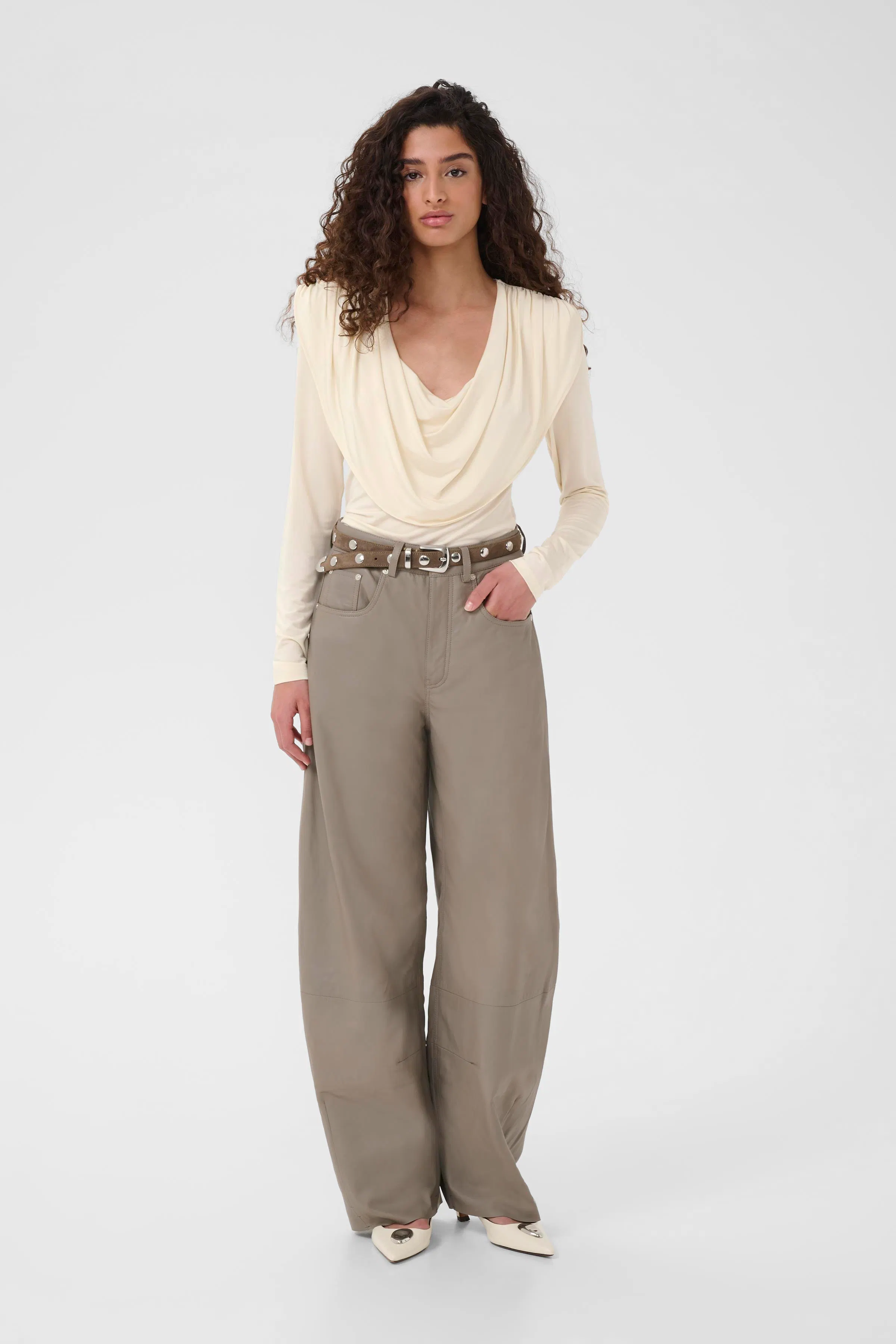 GZlaily Blouse LOOKBOOK FRONT 10910980-110103