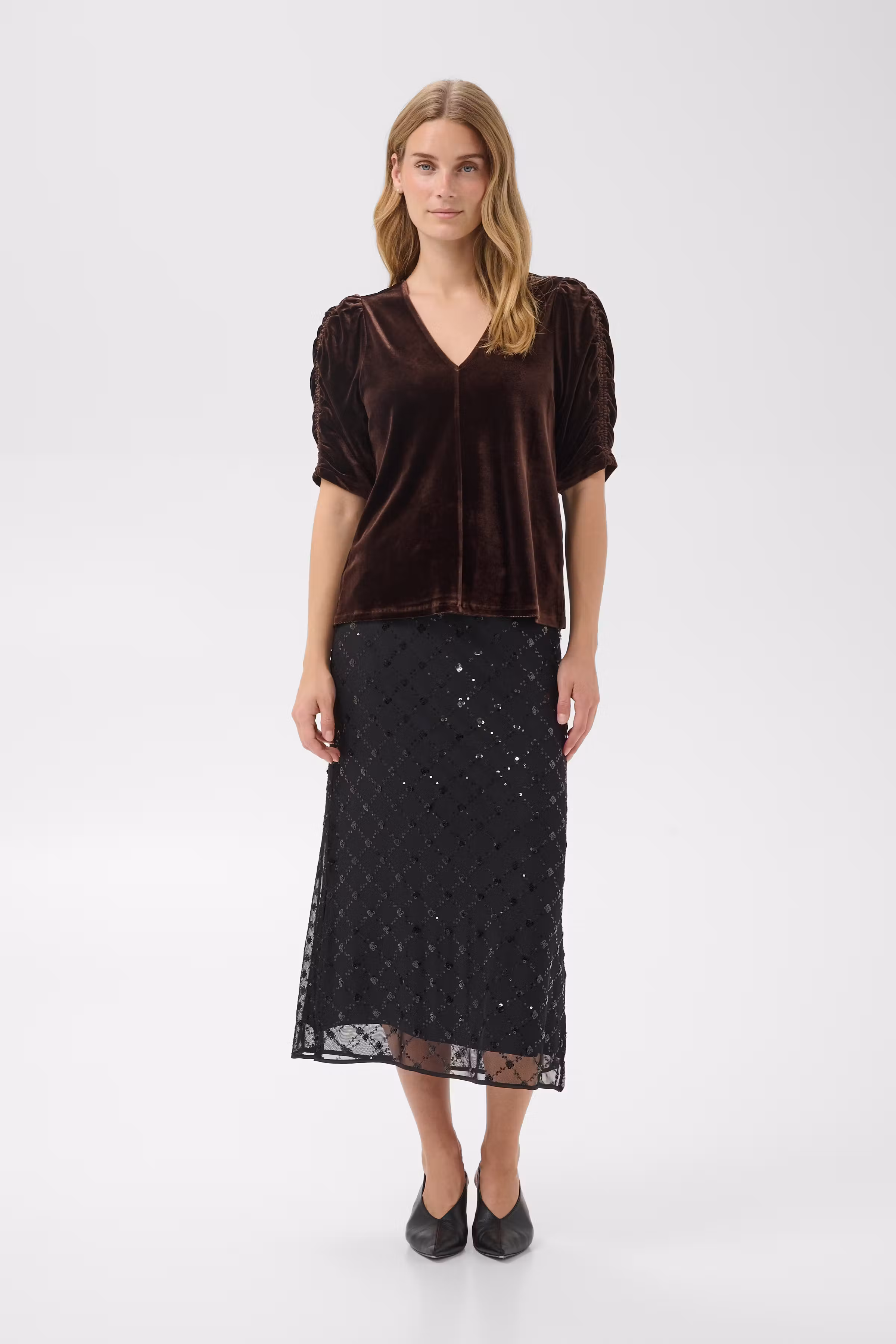 ValeriiaPW Blouse LOOKBOOK FRONT 30311019-191106