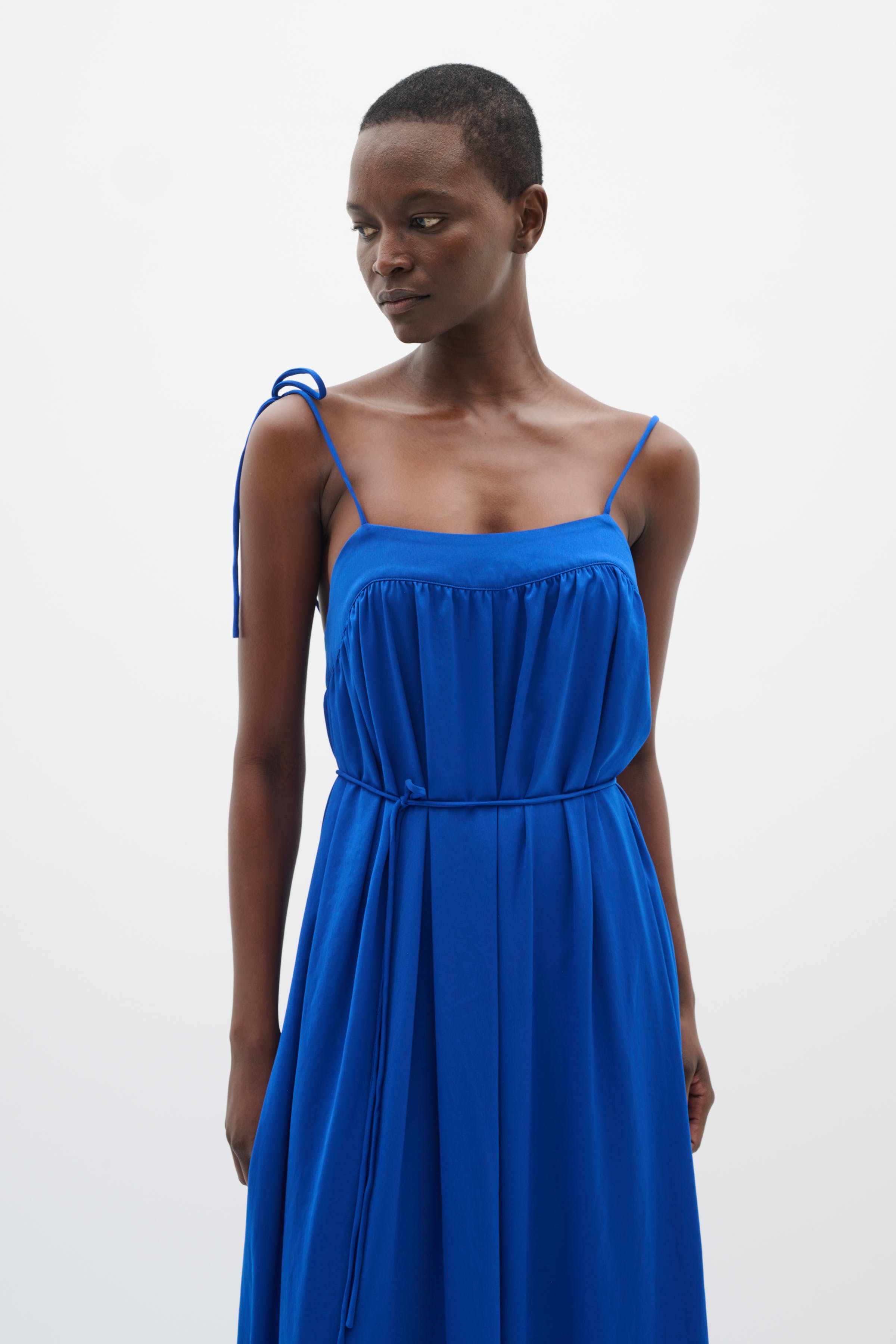 FutoIW Jurk LOOKBOOK FRONT 30110804-193952