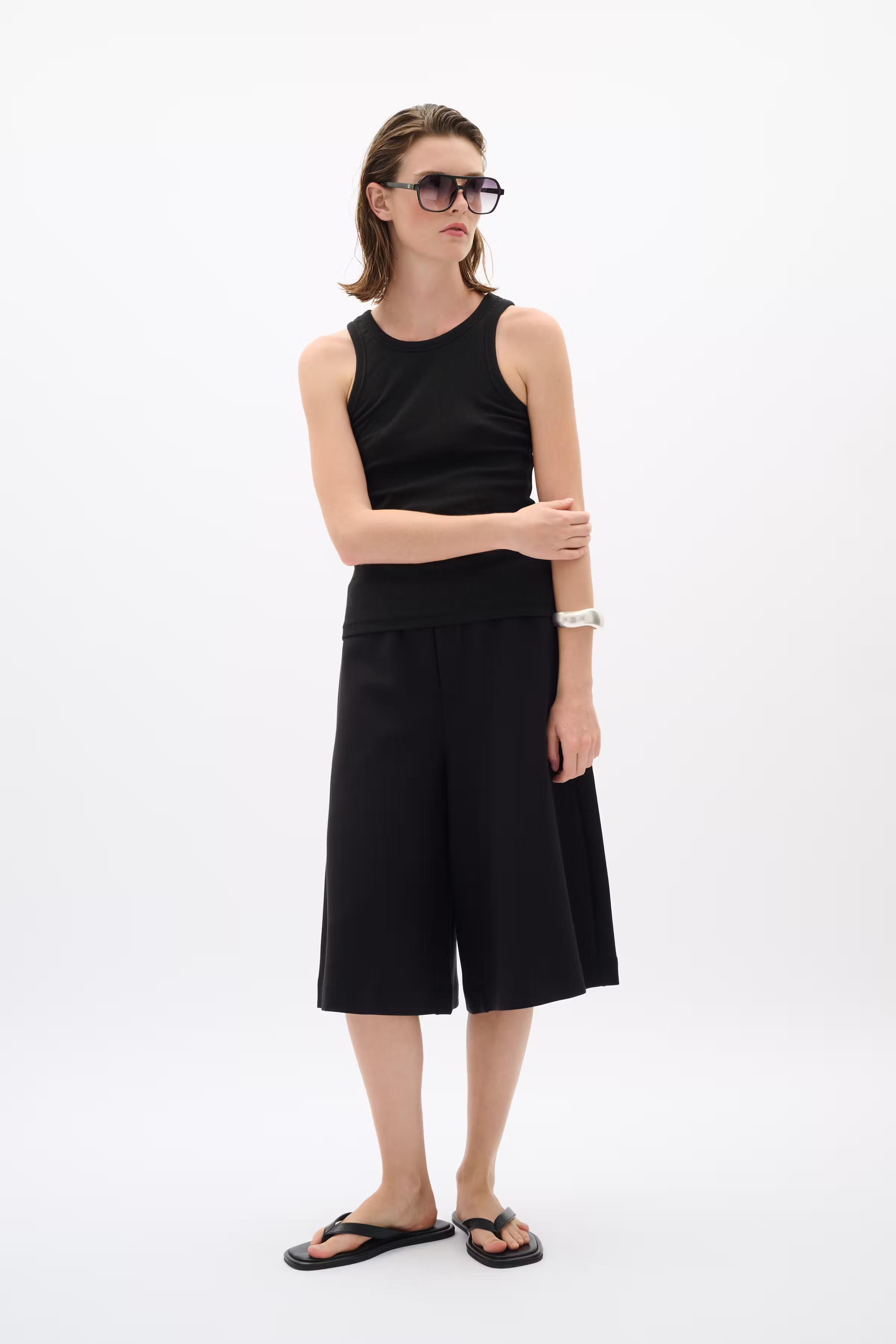 PICUEIW Bermuda shorts LOCATION NONE 30112560-194008