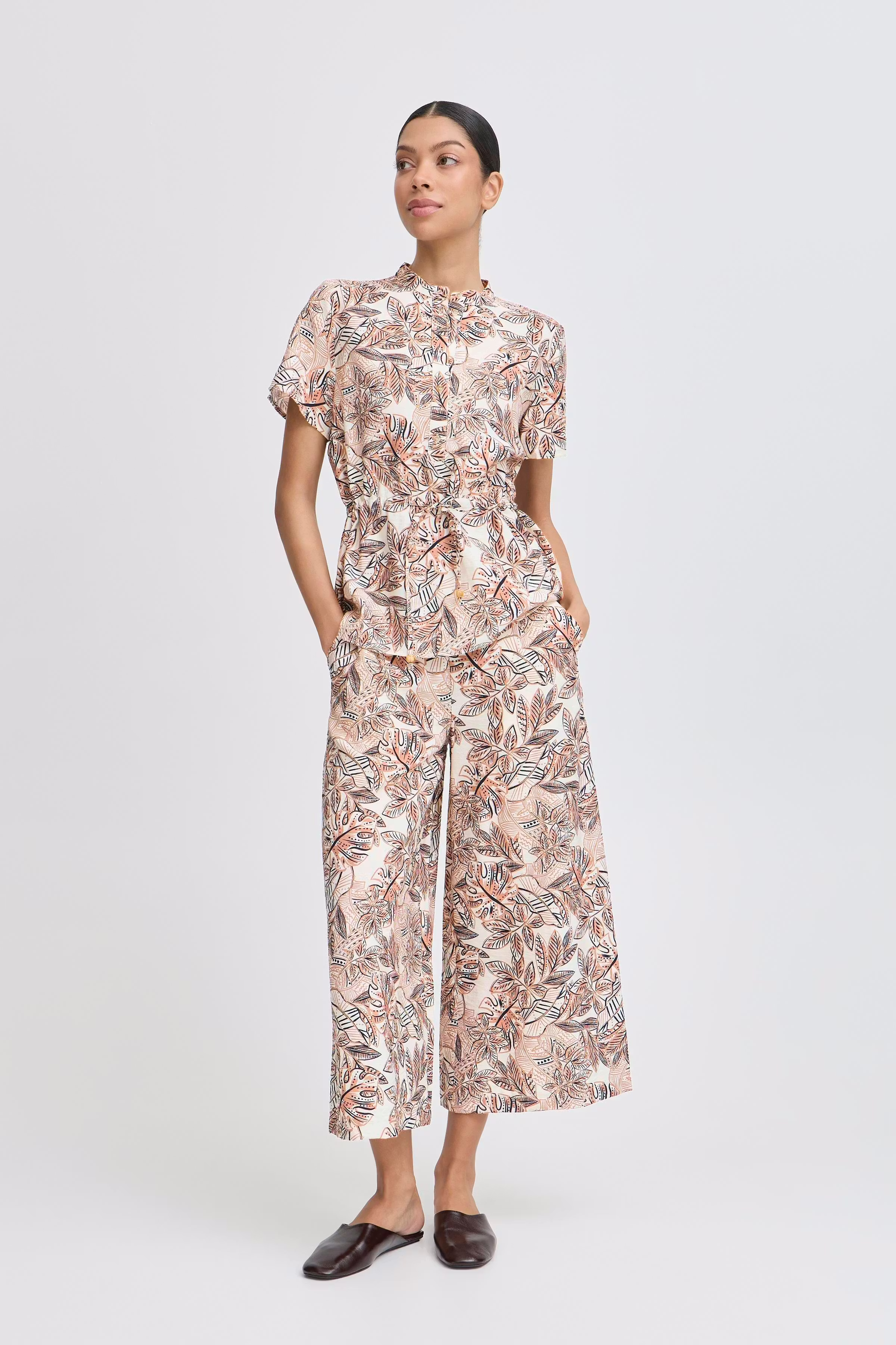 BYIBANO Bluse LOOKBOOK FRONT 20816803-204736