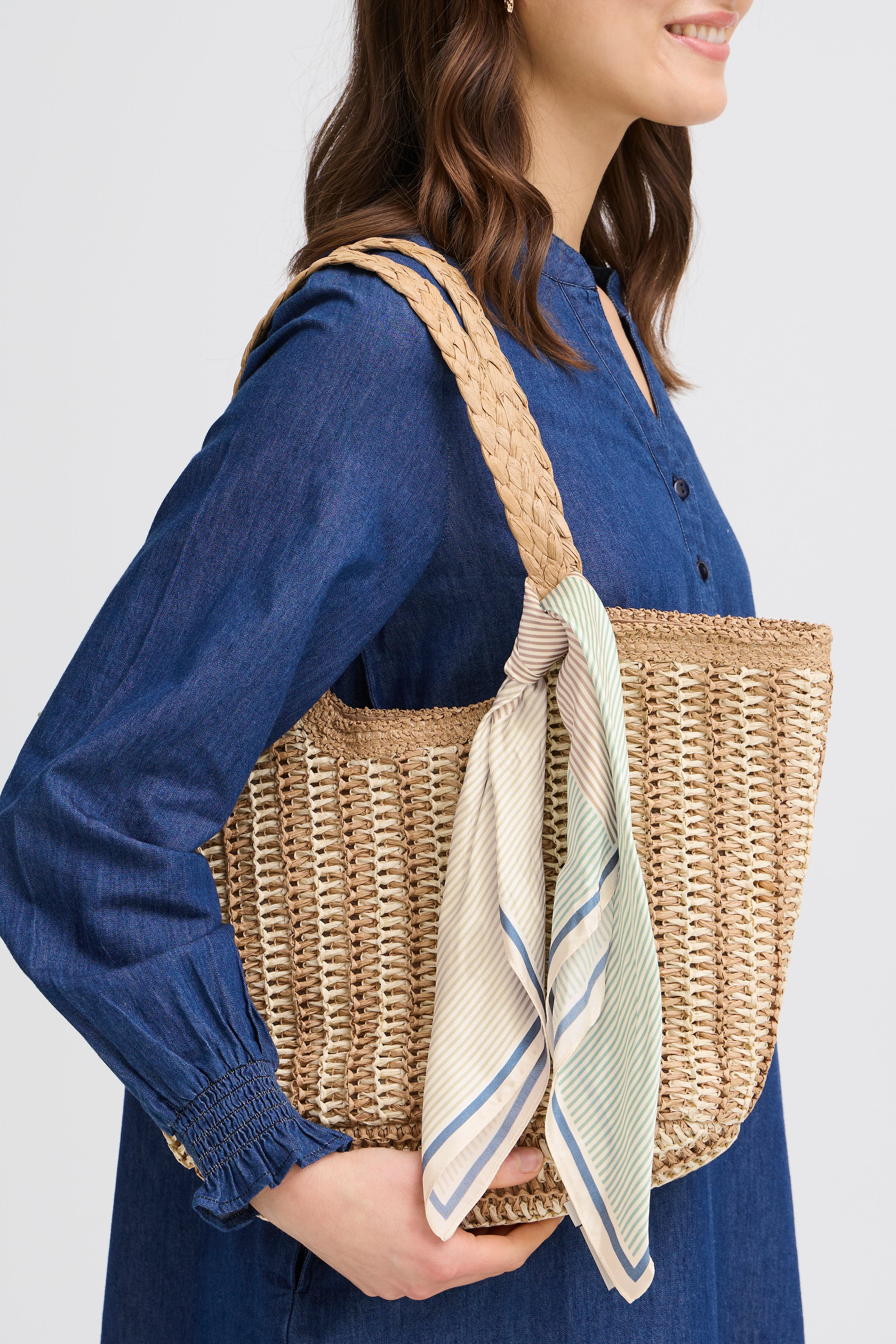 FRSILLA Scarf LOOKBOOK FRONT 20617644-900008016