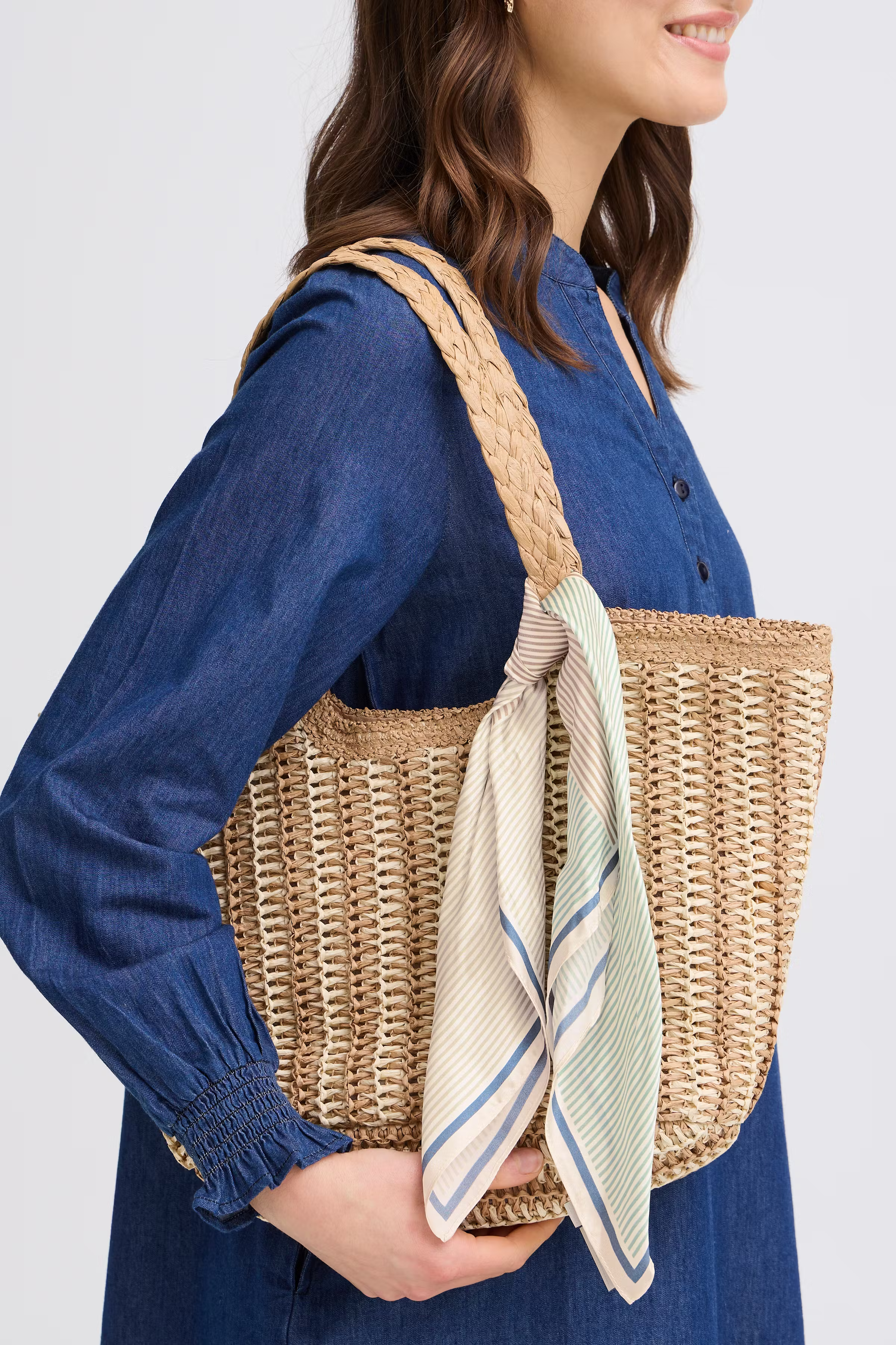 FRSILLA Sjaal LOOKBOOK FRONT 20617644-900008016