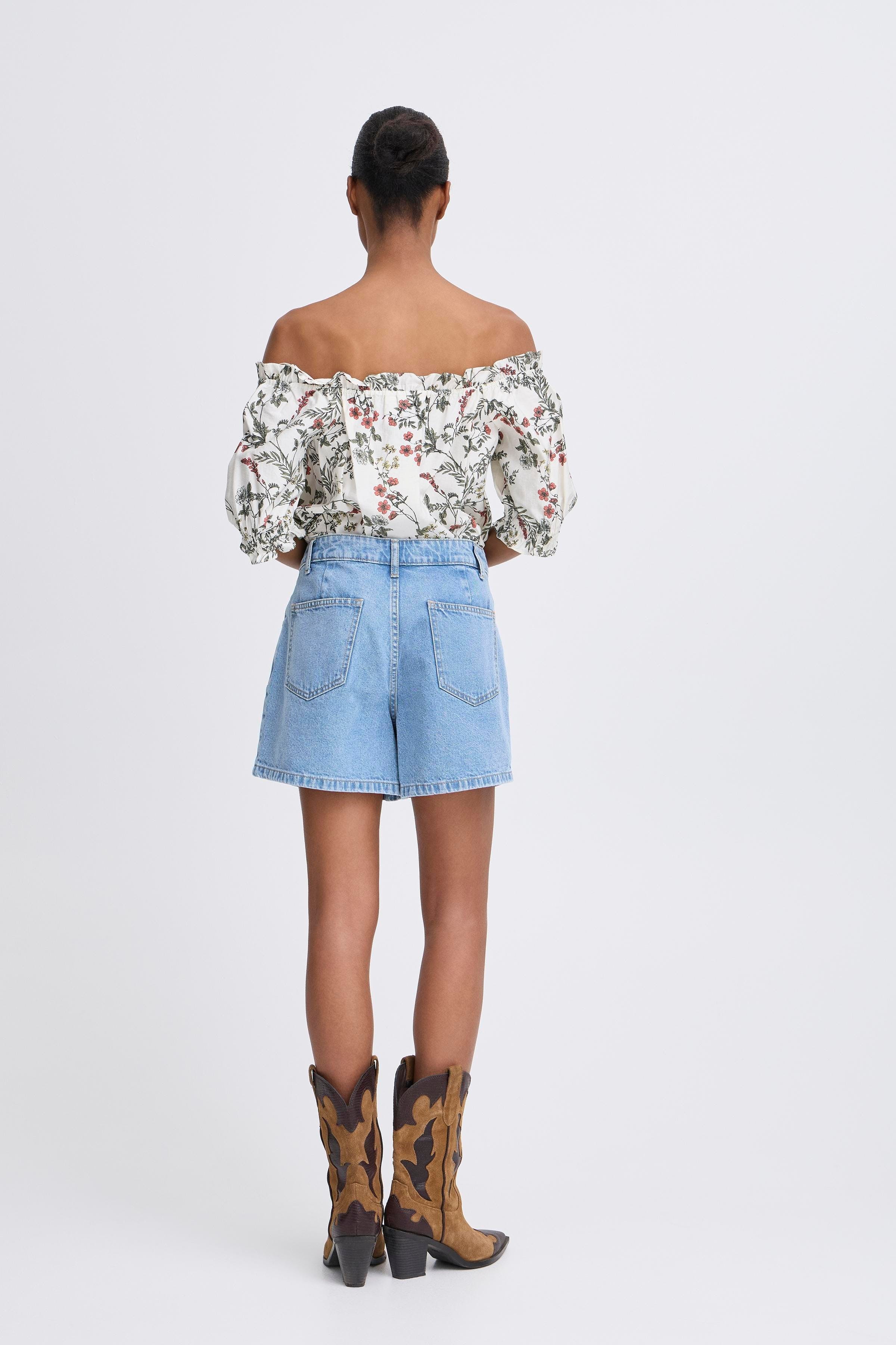 BYKALLIE Shorts LOOKBOOK BACK 20816756-200460