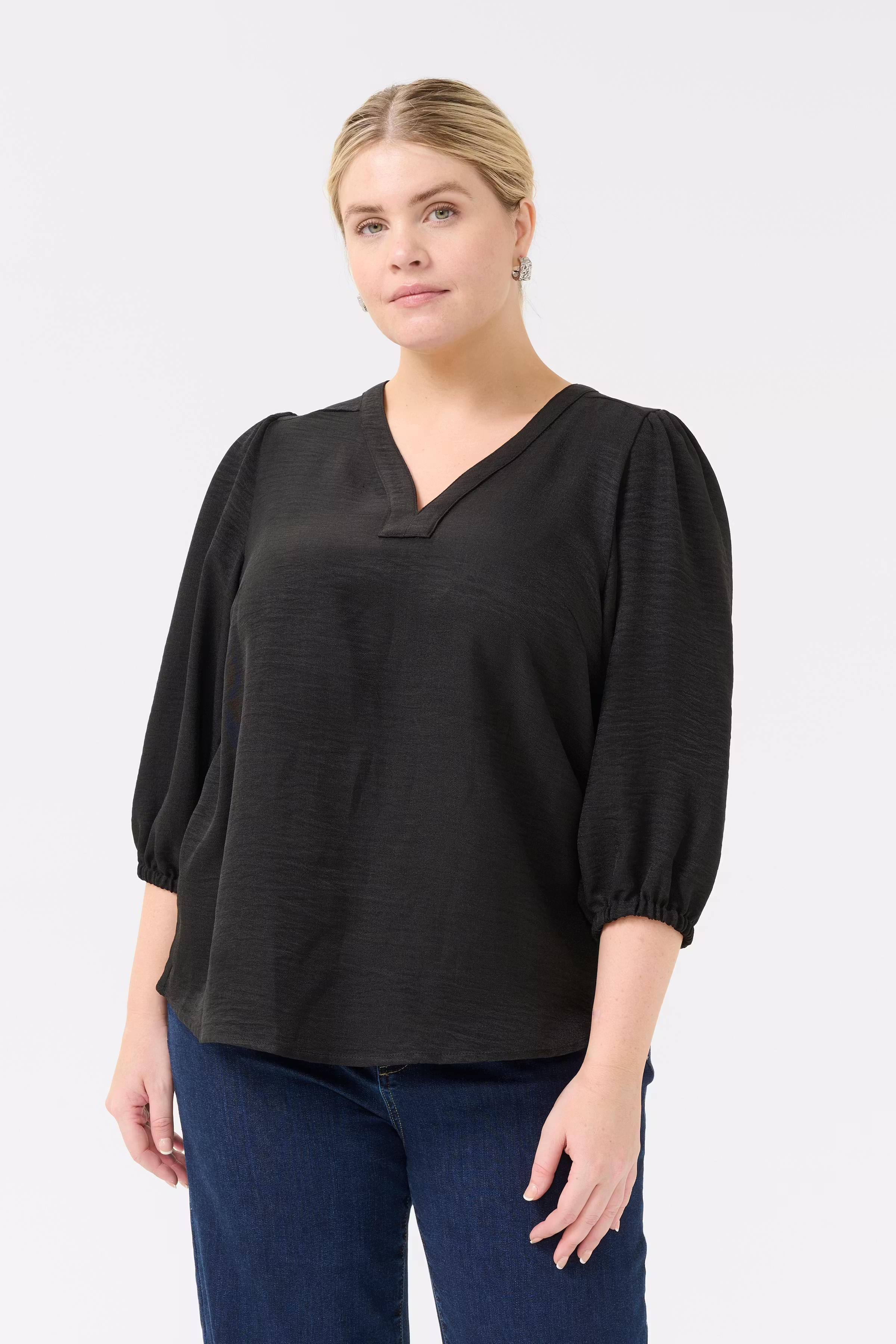 KCellinor Bluse LOOKBOOK FRONT 10583392-106822