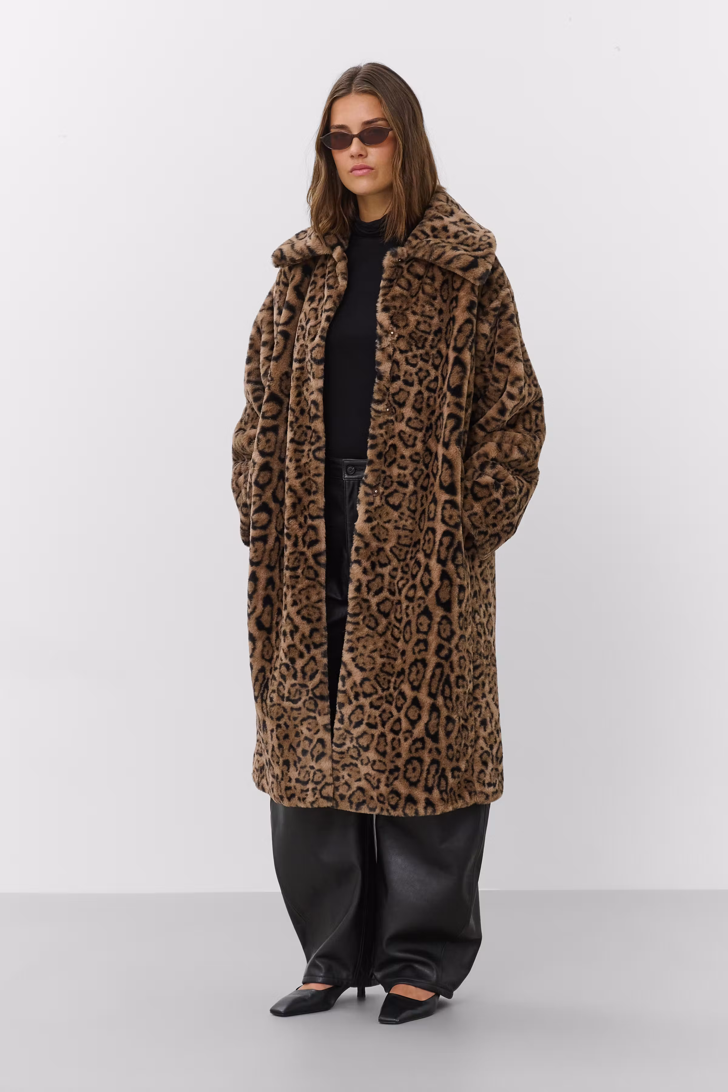 SLLeona Coat LOOKBOOK FRONT 30409637-305404