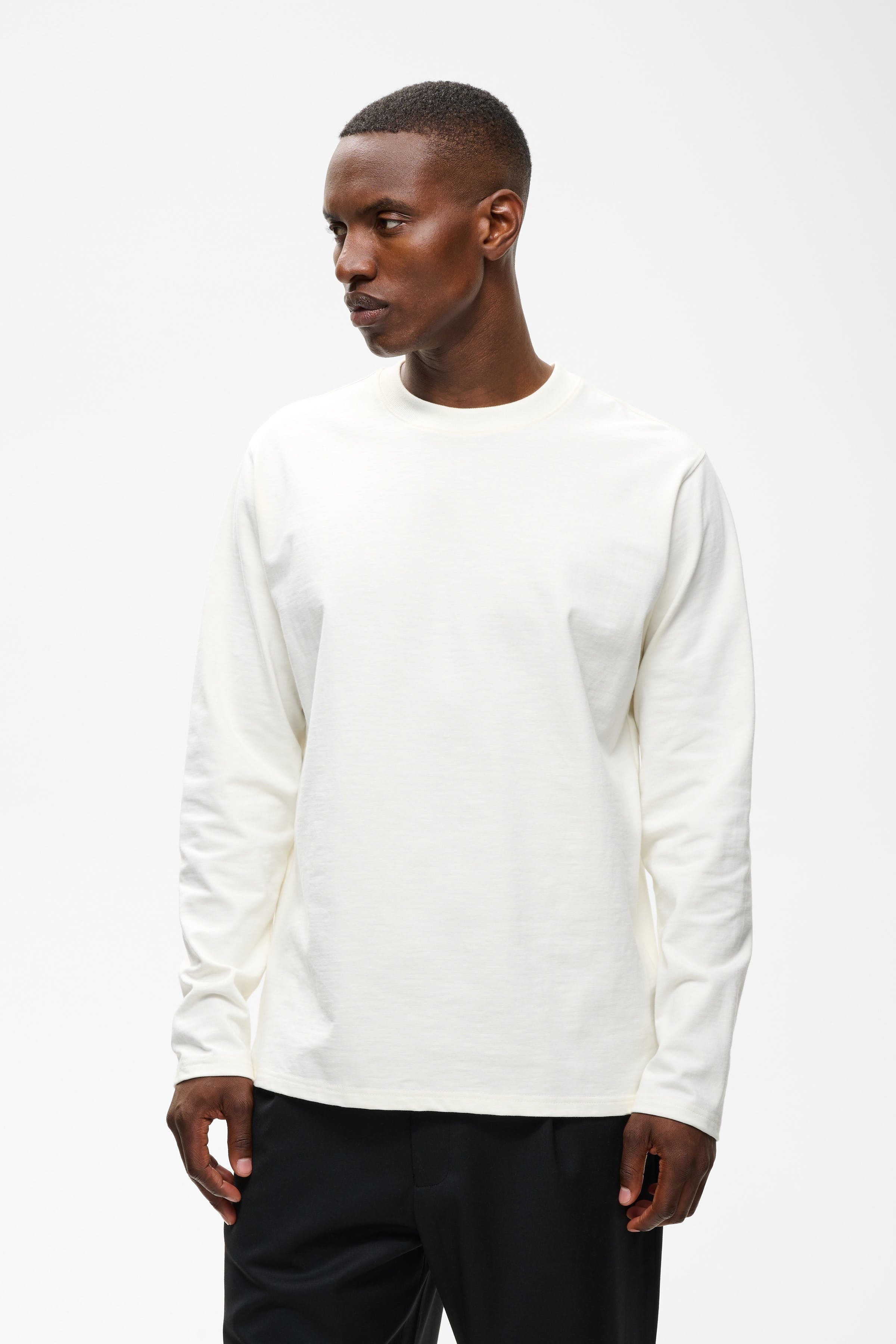 MAkai T-shirt LOOKBOOK FRONT 30208868-110104