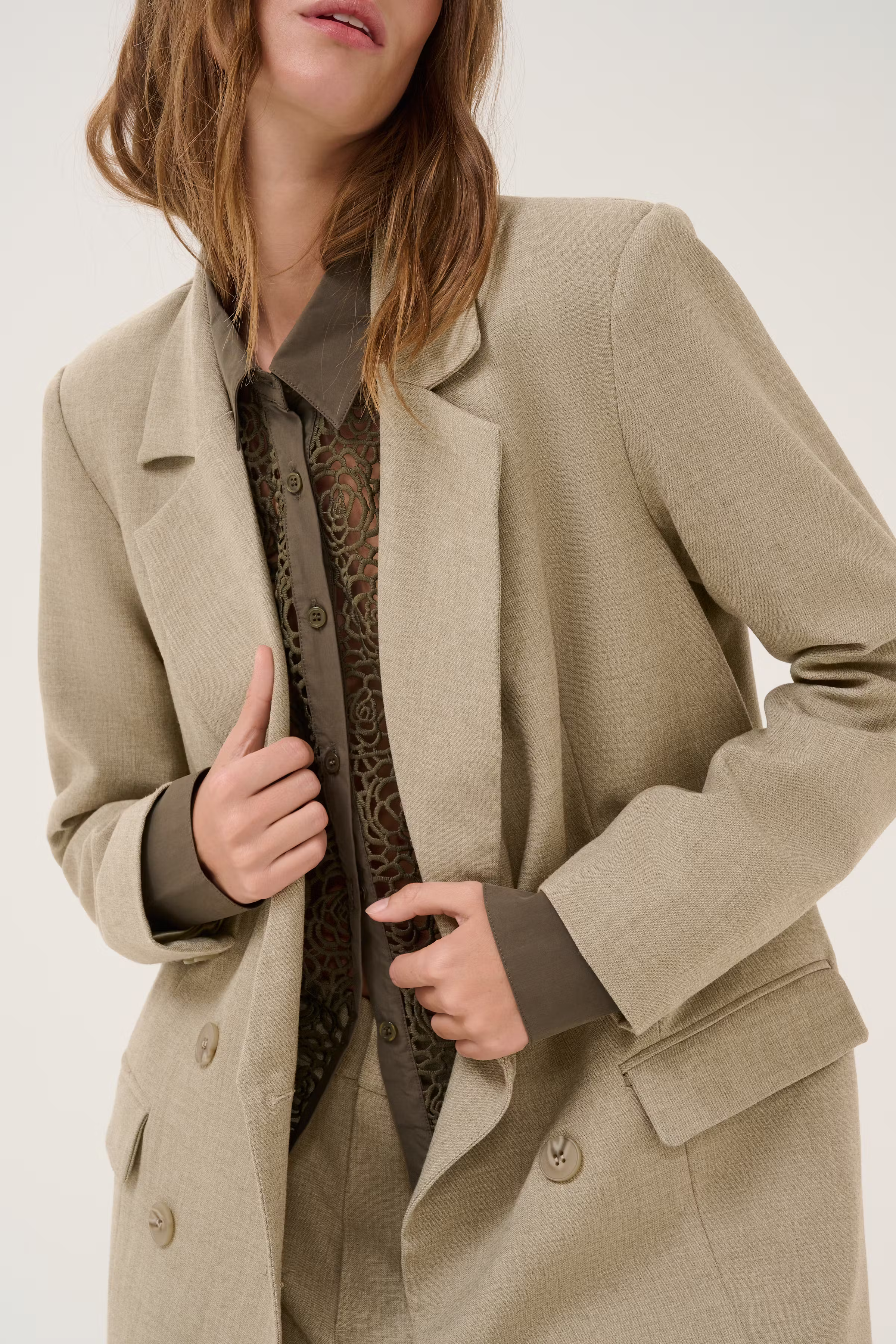 DionMW Blazer LOOKBOOK DETAIL 10705015-107115