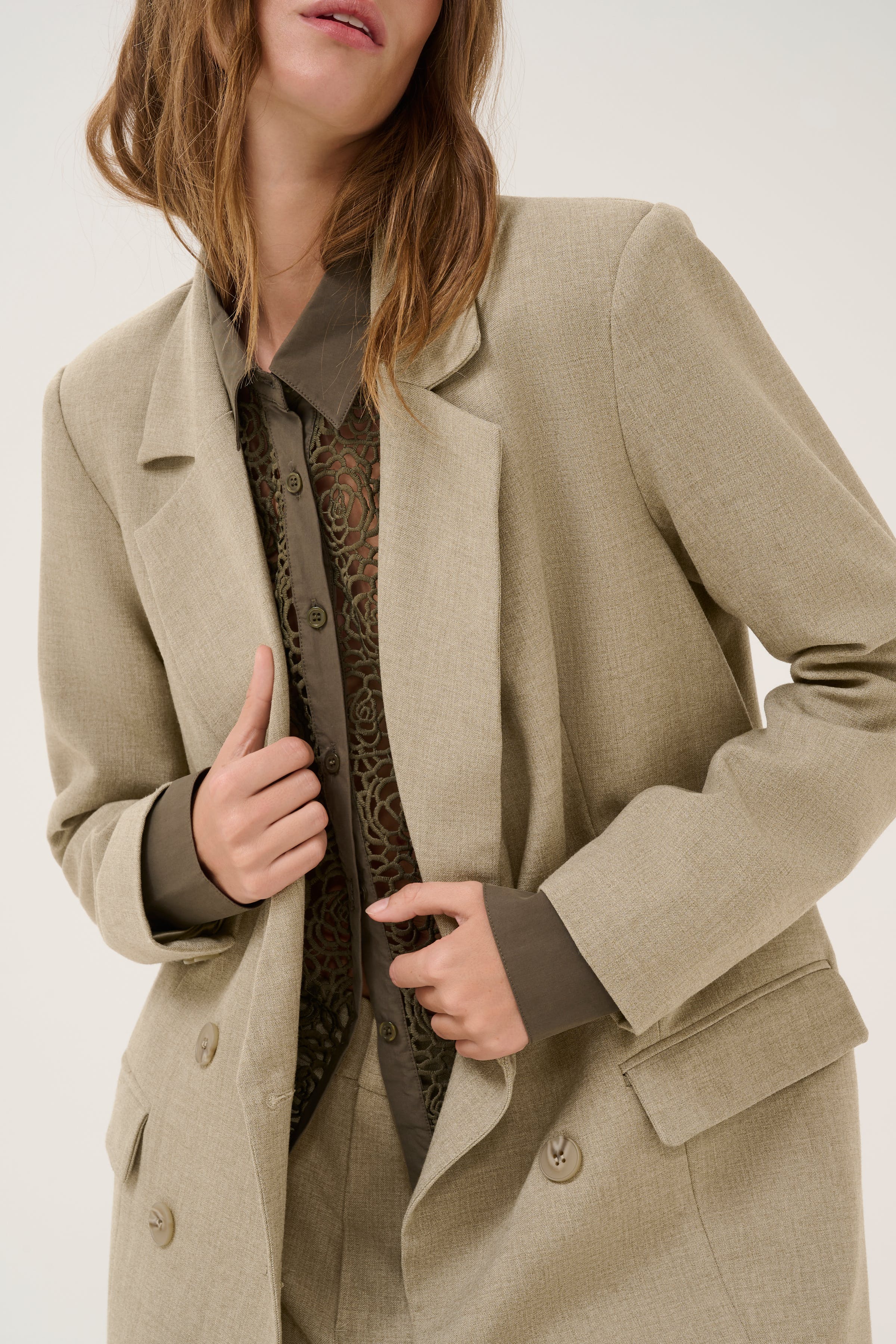 DionMW Blazer LOOKBOOK DETAIL 10705015-107115