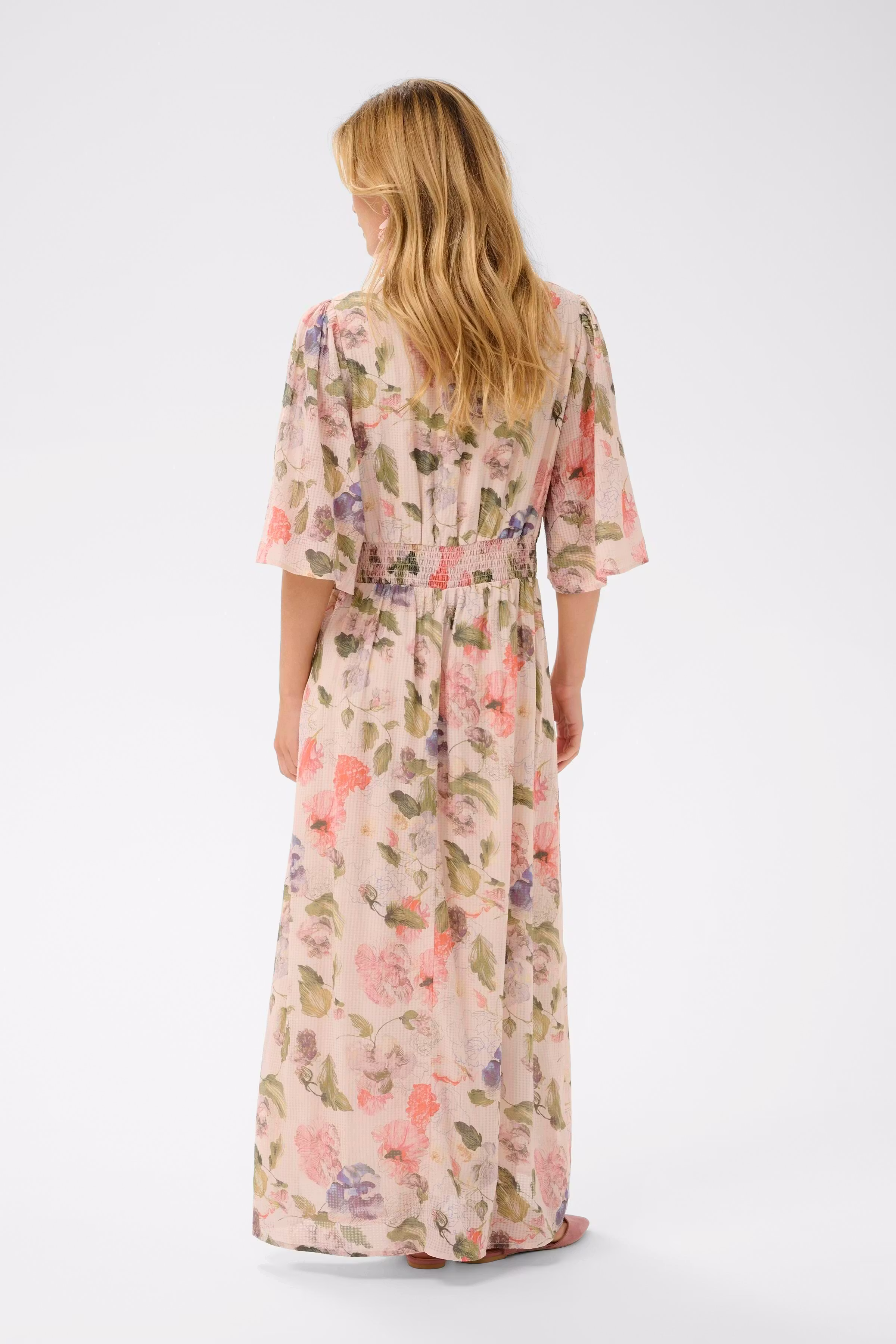 CRHailey Kjole LOOKBOOK BACK 10613427-107168