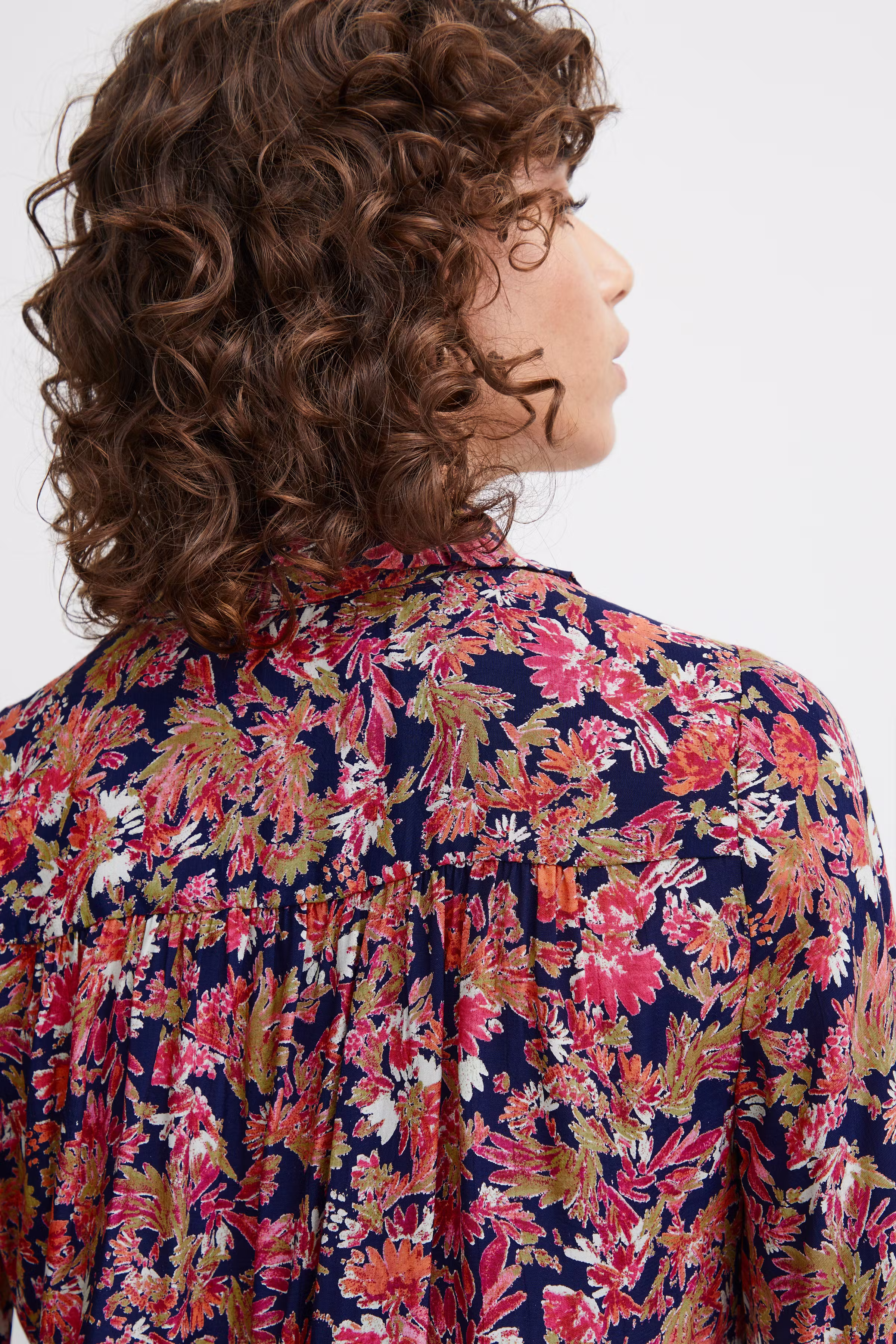 IRMINDA Shirt LOOKBOOK DETAIL 20119469-202388