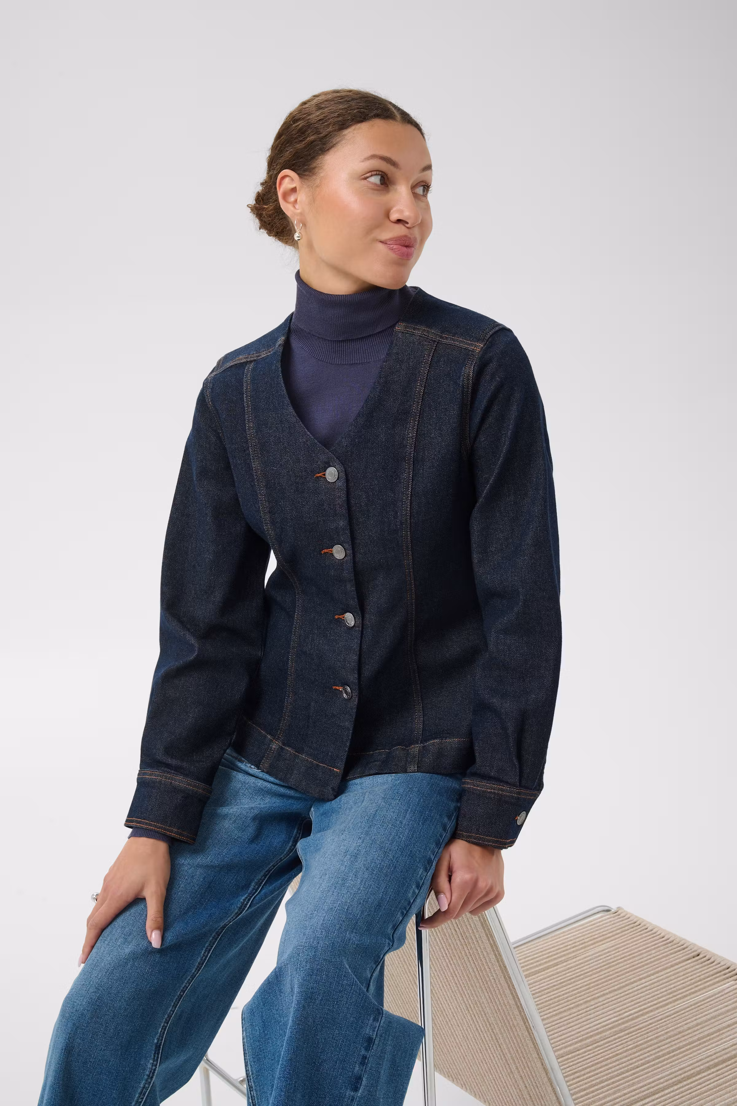 KAhally Denim Shirt LOOKBOOK DETAIL 10512504-109824