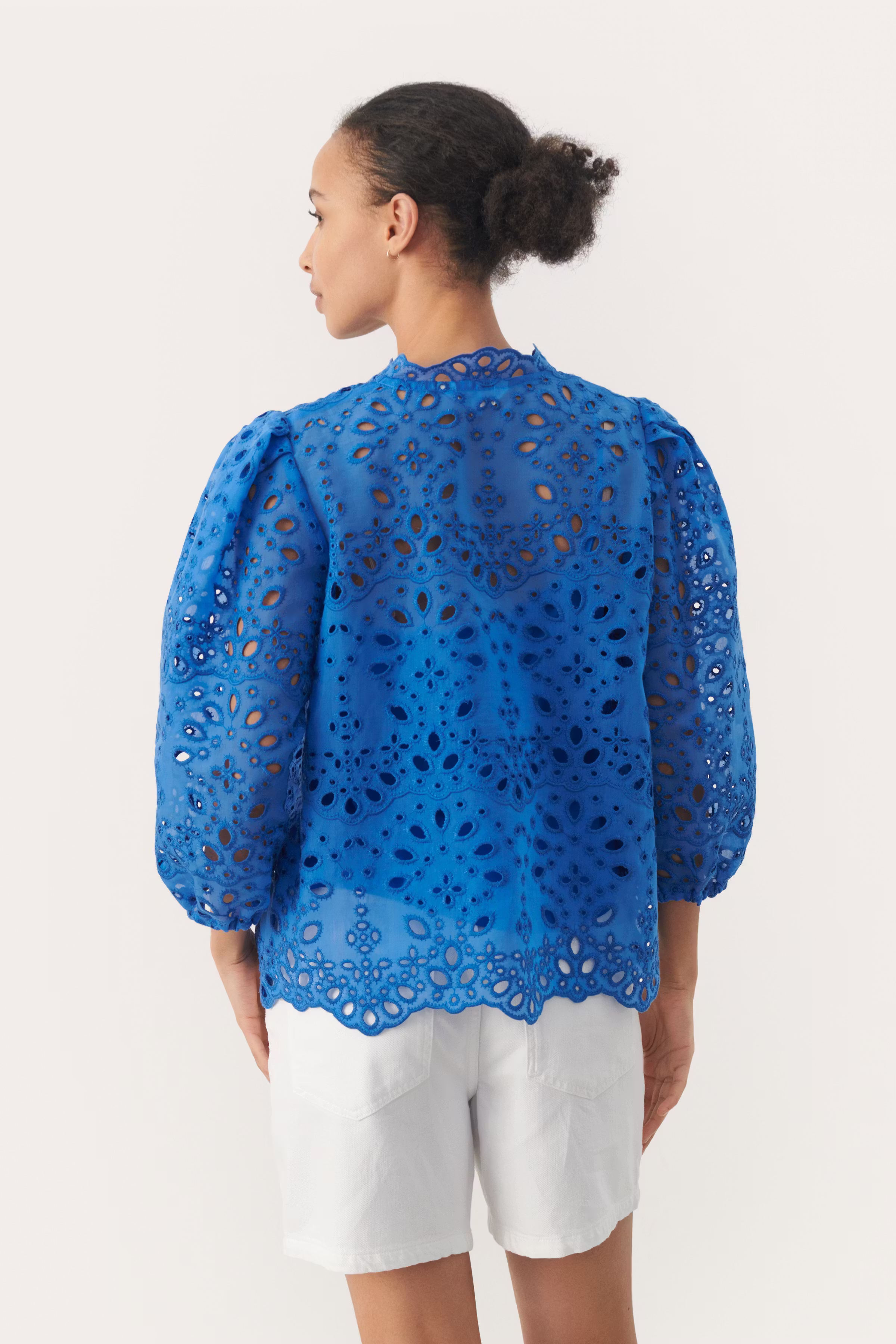 GrethePW Spitzenbluse LOOKBOOK BACK 30308618-184048