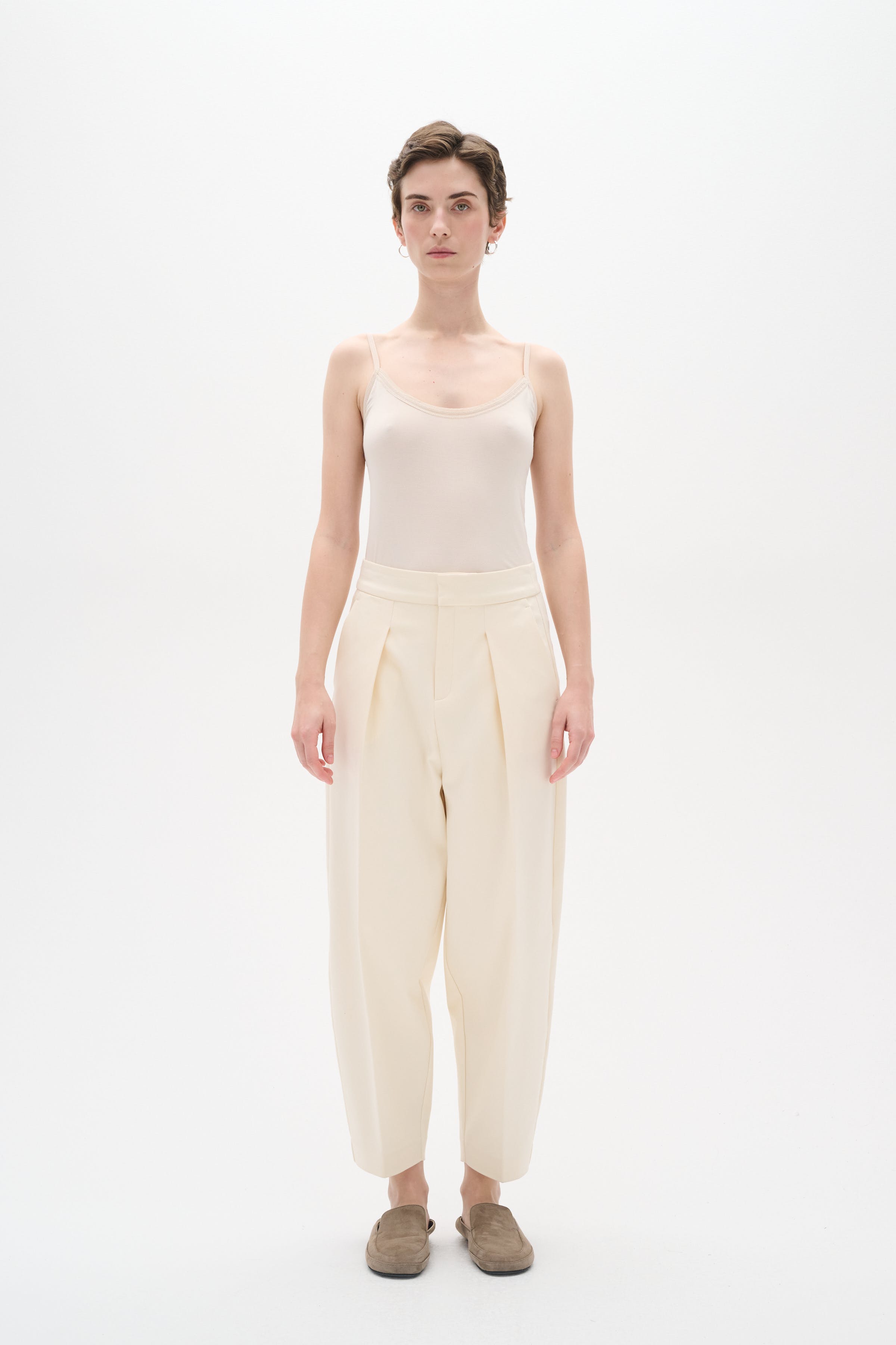 FinesseIW Top LOOKBOOK FRONT 30100292-10146