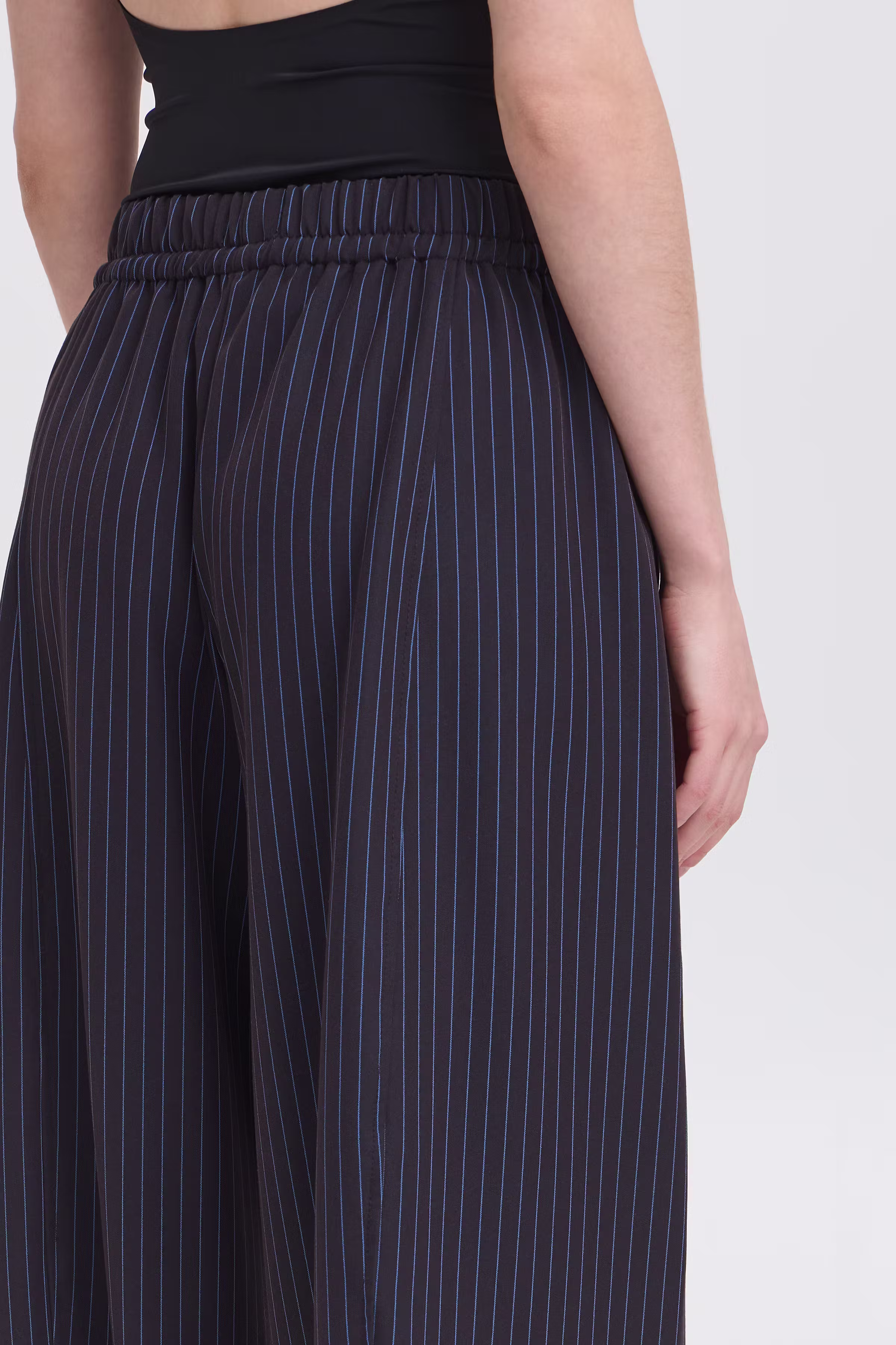 IXTRINE pants LOOKBOOK DETAIL 20123490-194020