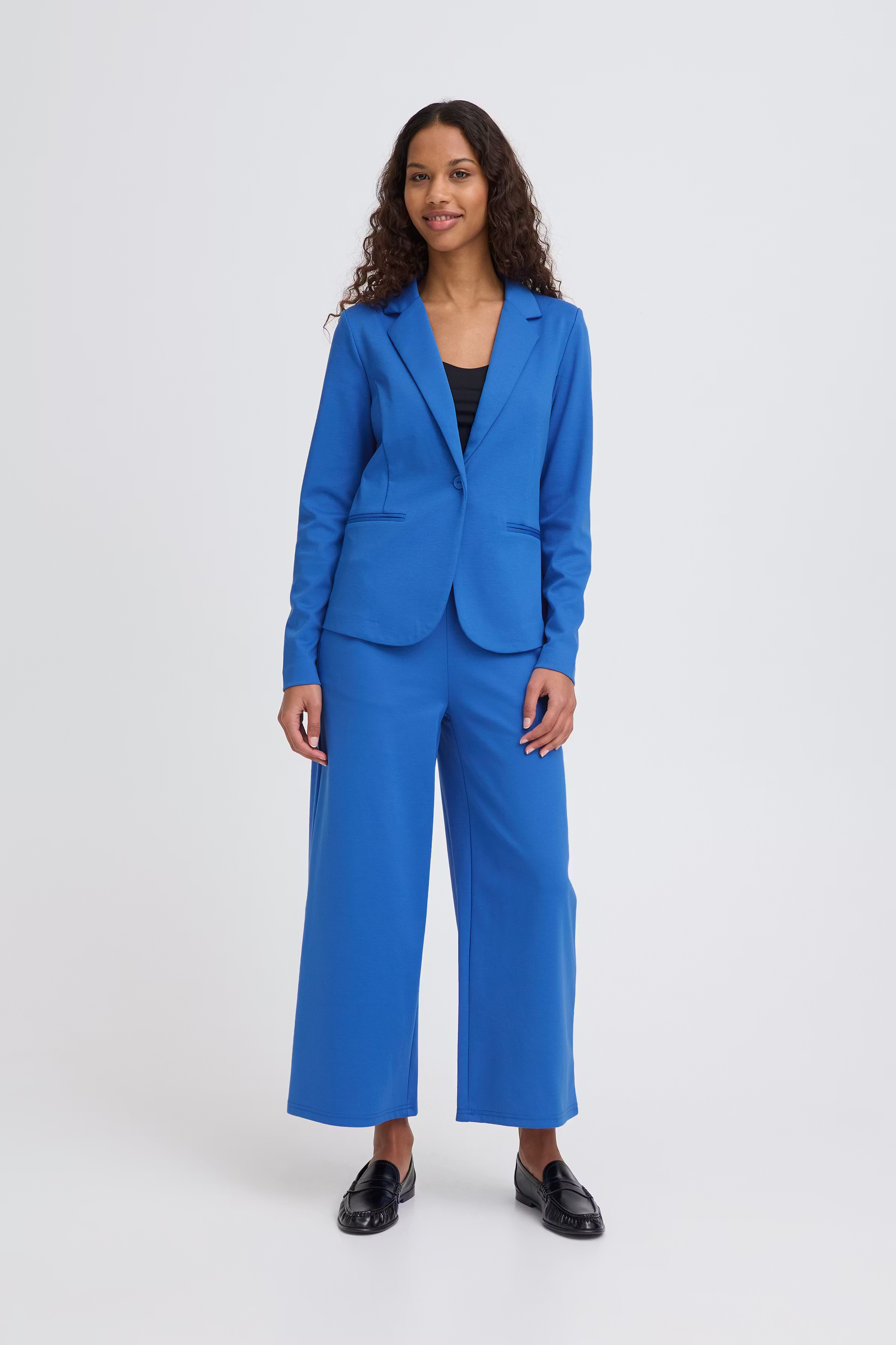 IHKATE Blazer LOOKBOOK FRONT 20101801-184048